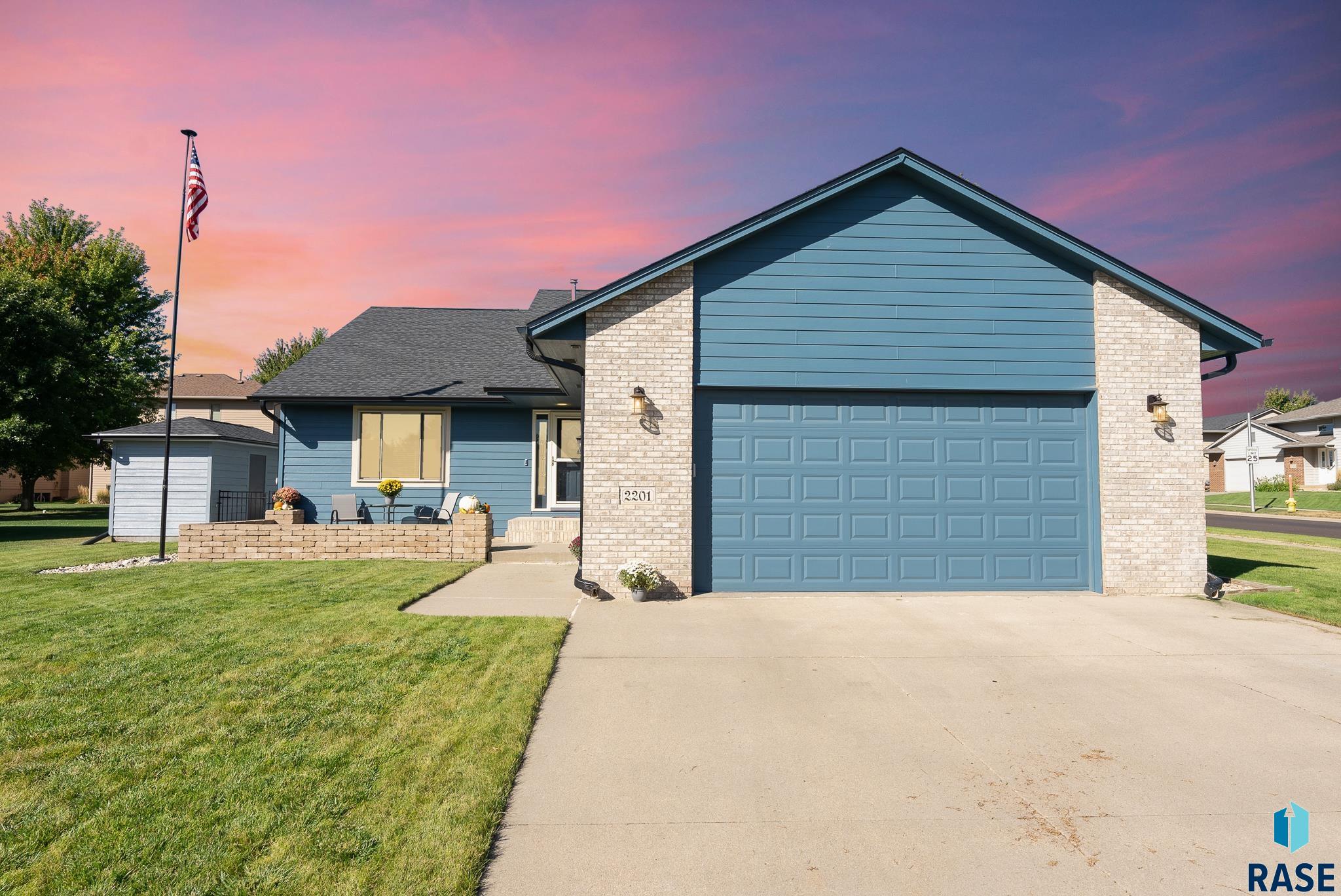 2201 S Grinnell Ave Avenue, Sioux Falls, South Dakota image 1