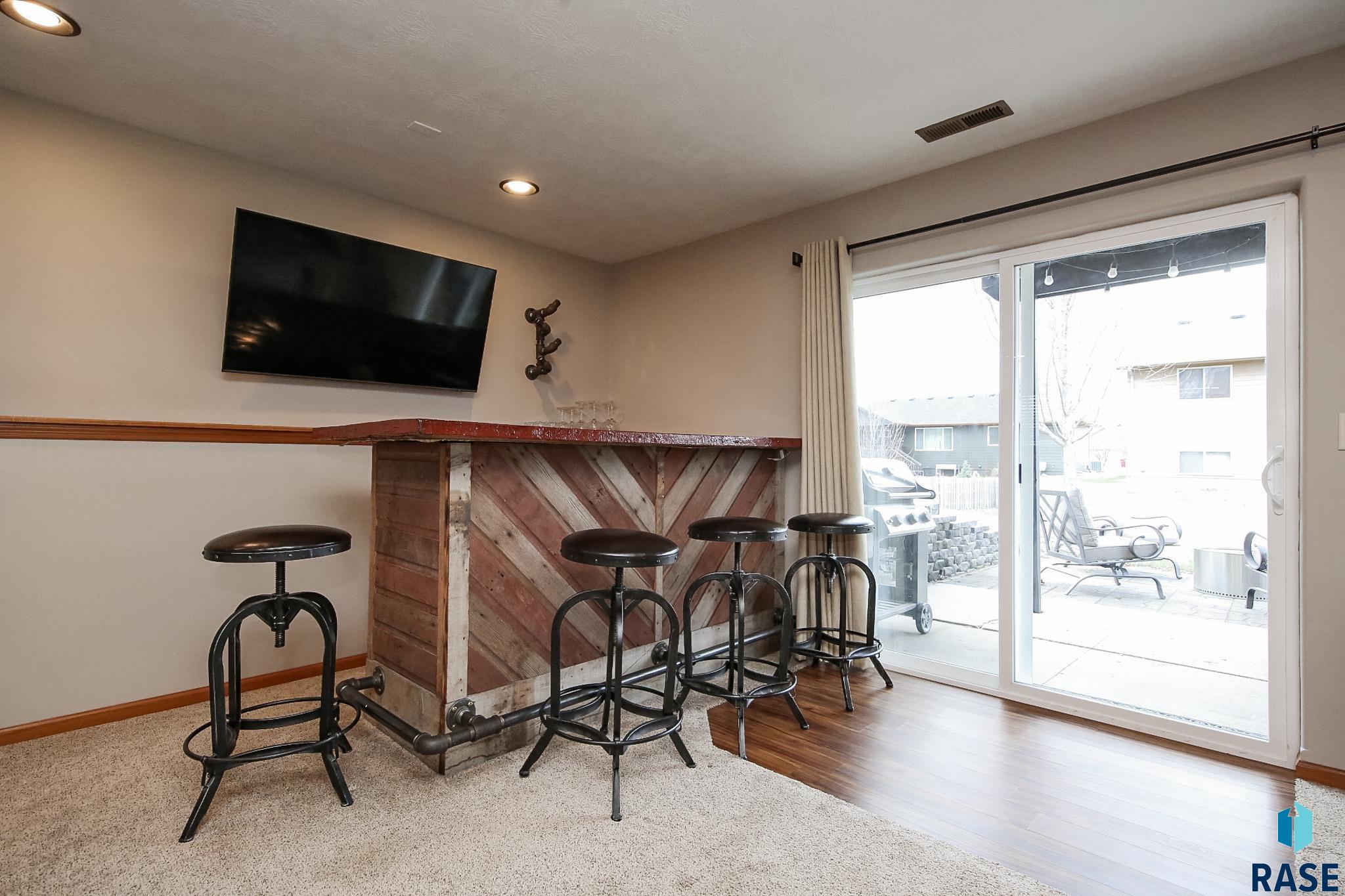 Harrisburg, South Dakota 57032, United States, 4 Bedrooms Bedrooms, ,3 BathroomsBathrooms,Residential,Active,157456