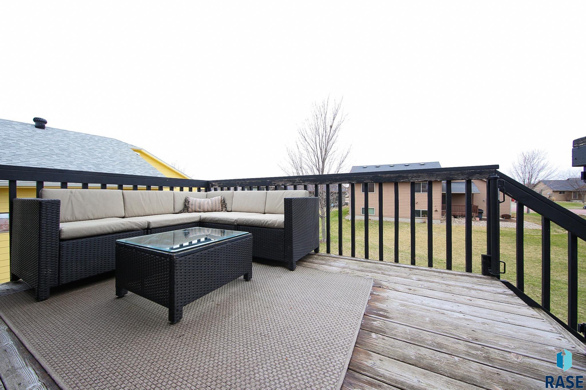 Harrisburg, South Dakota 57032, United States, 4 Bedrooms Bedrooms, ,3 BathroomsBathrooms,Residential,Active,157456