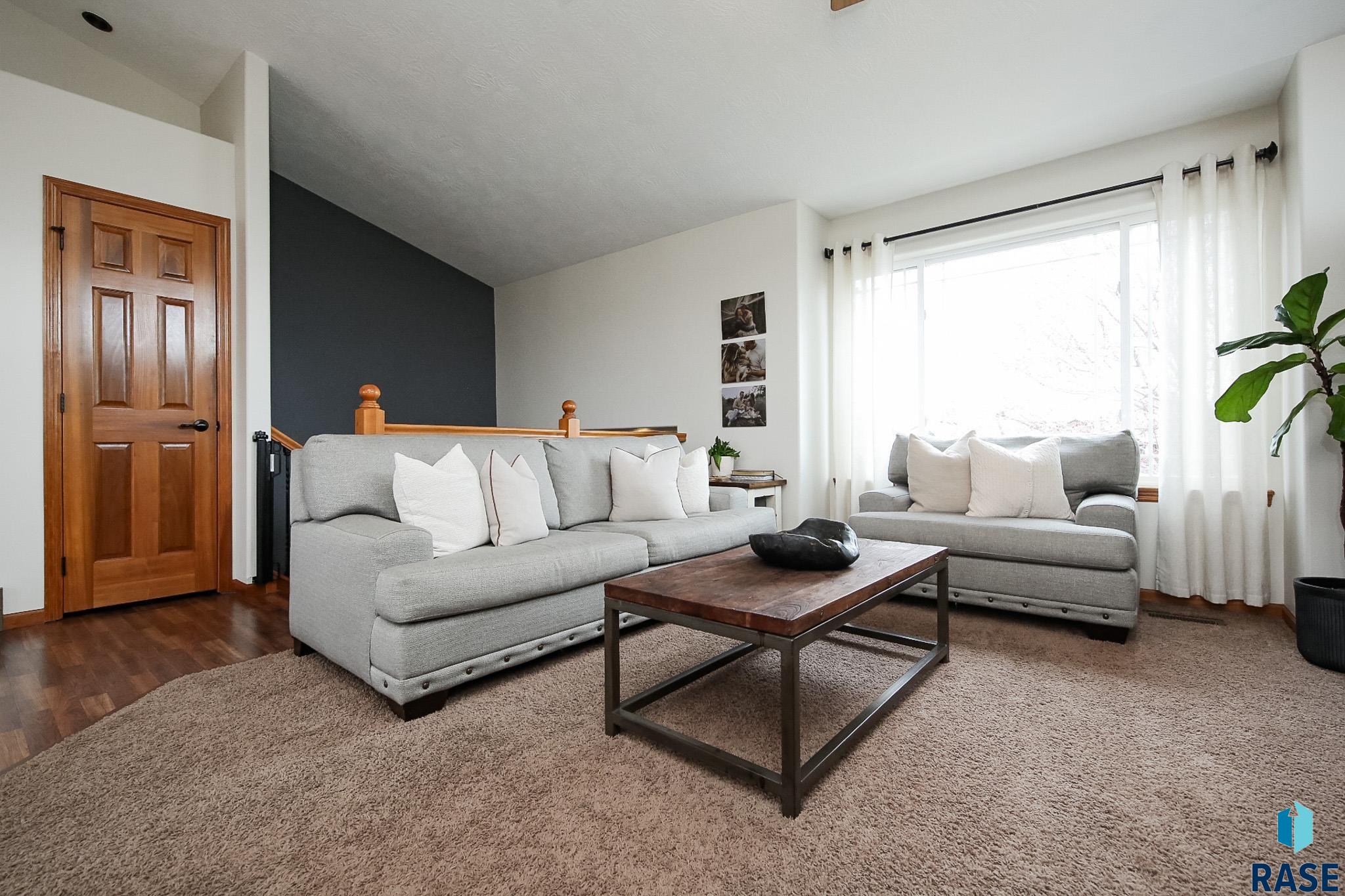 Harrisburg, South Dakota 57032, United States, 4 Bedrooms Bedrooms, ,3 BathroomsBathrooms,Residential,Active,157456