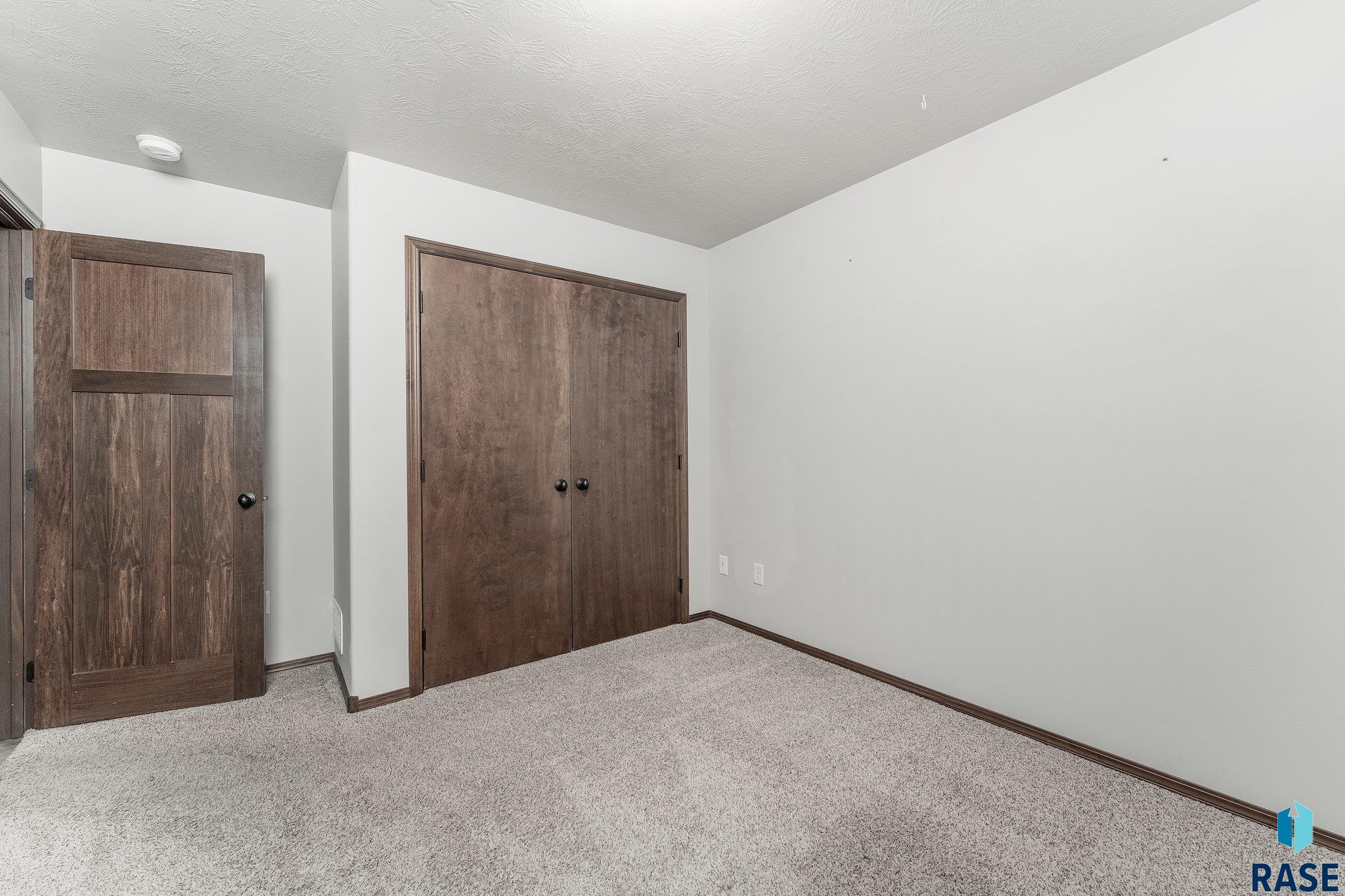 204 E 81st Pl Place, Sioux Falls, South Dakota image 21