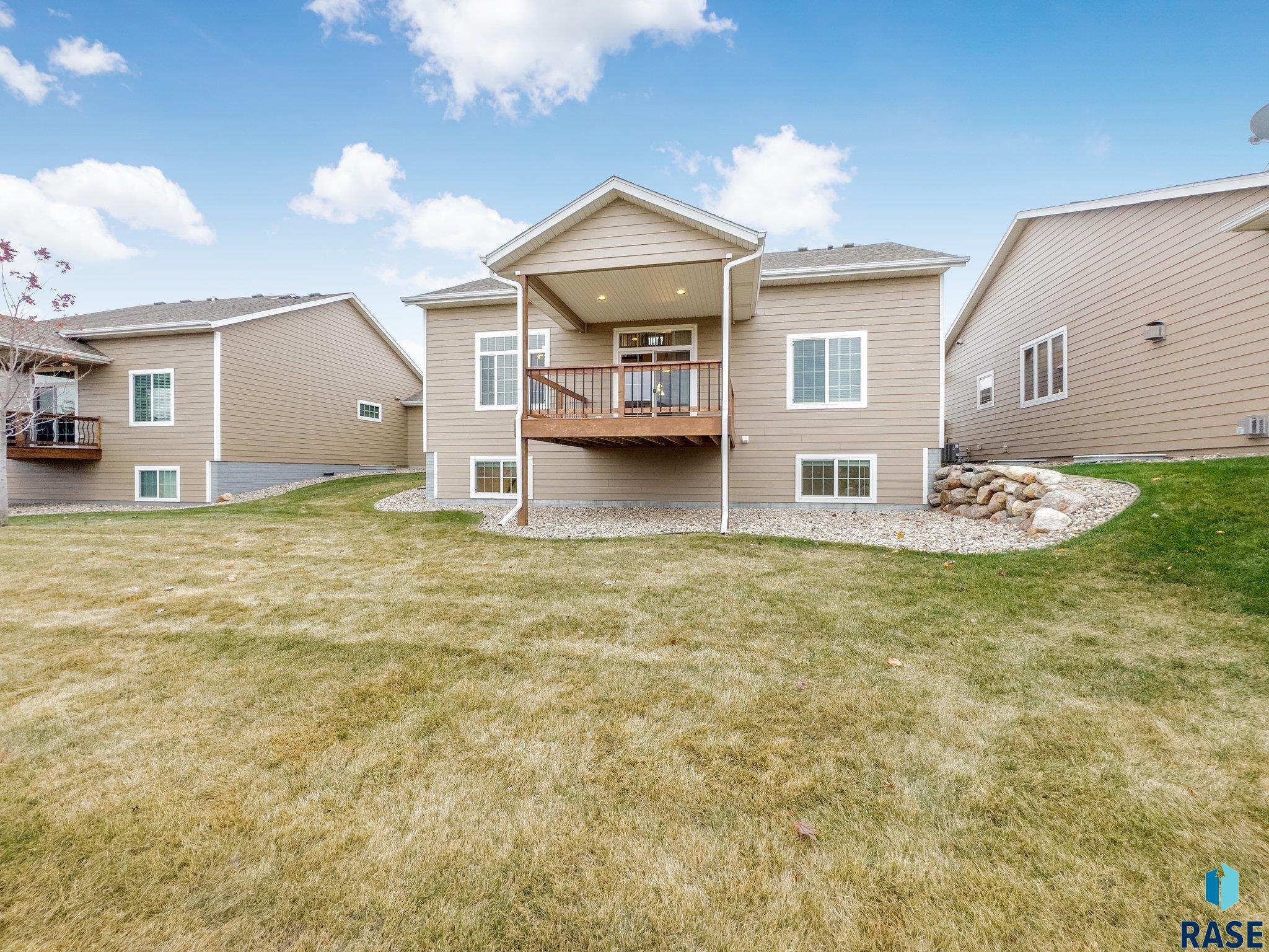 204 E 81st Pl Place, Sioux Falls, South Dakota image 2