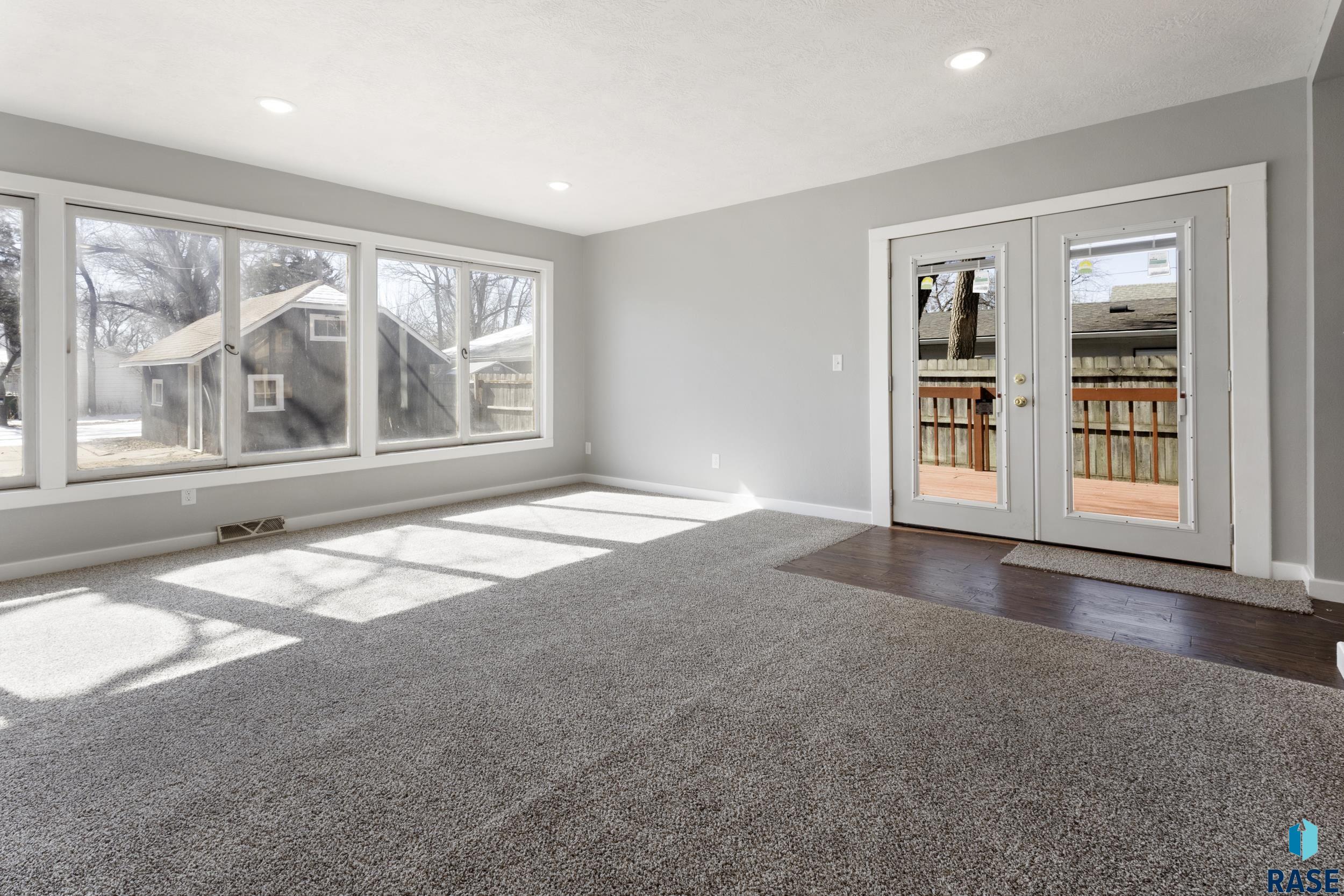 211 W 11th Ave Avenue, Mitchell, South Dakota image 11