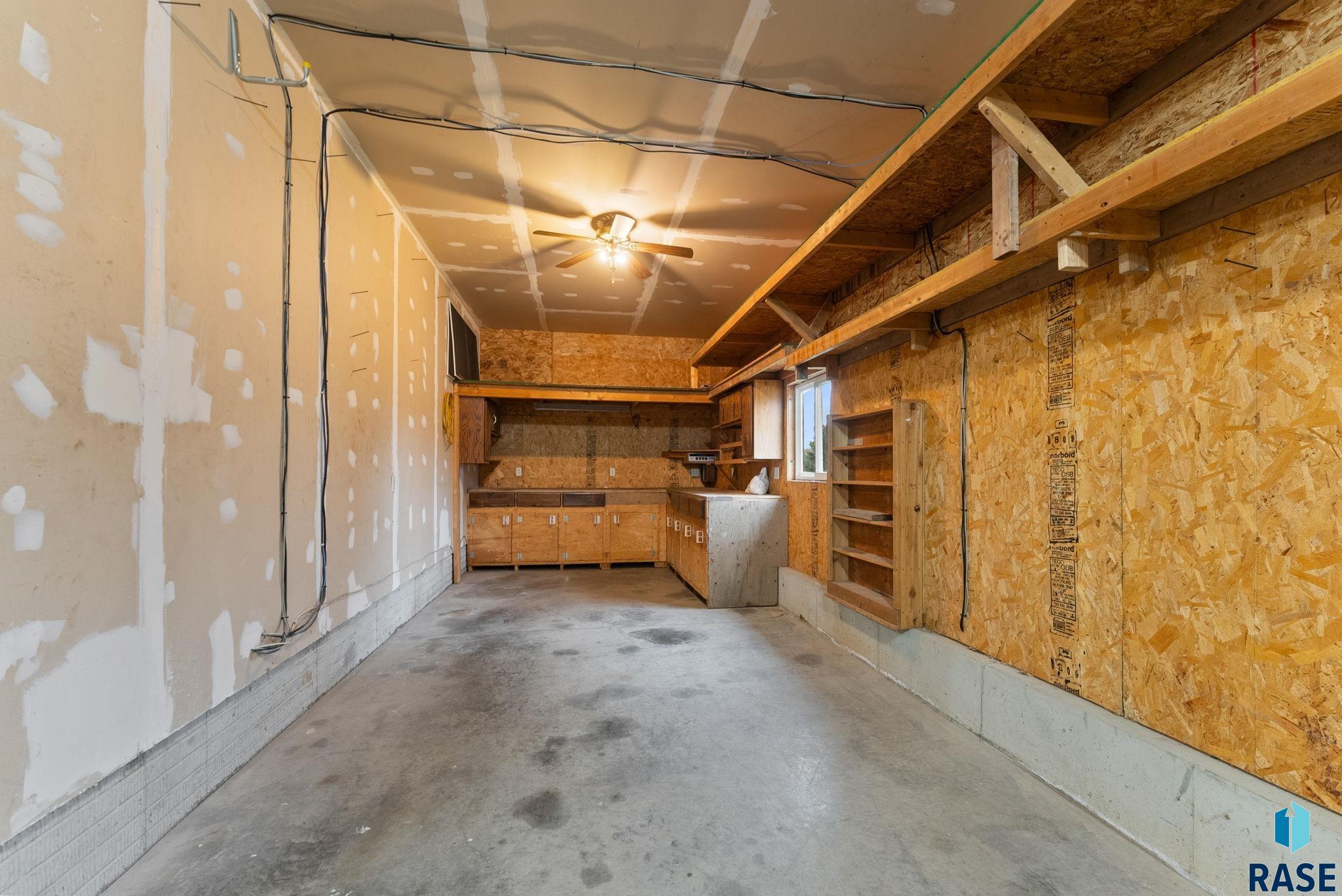 204 E 9th St Street, Crooks, New Jersey image 42