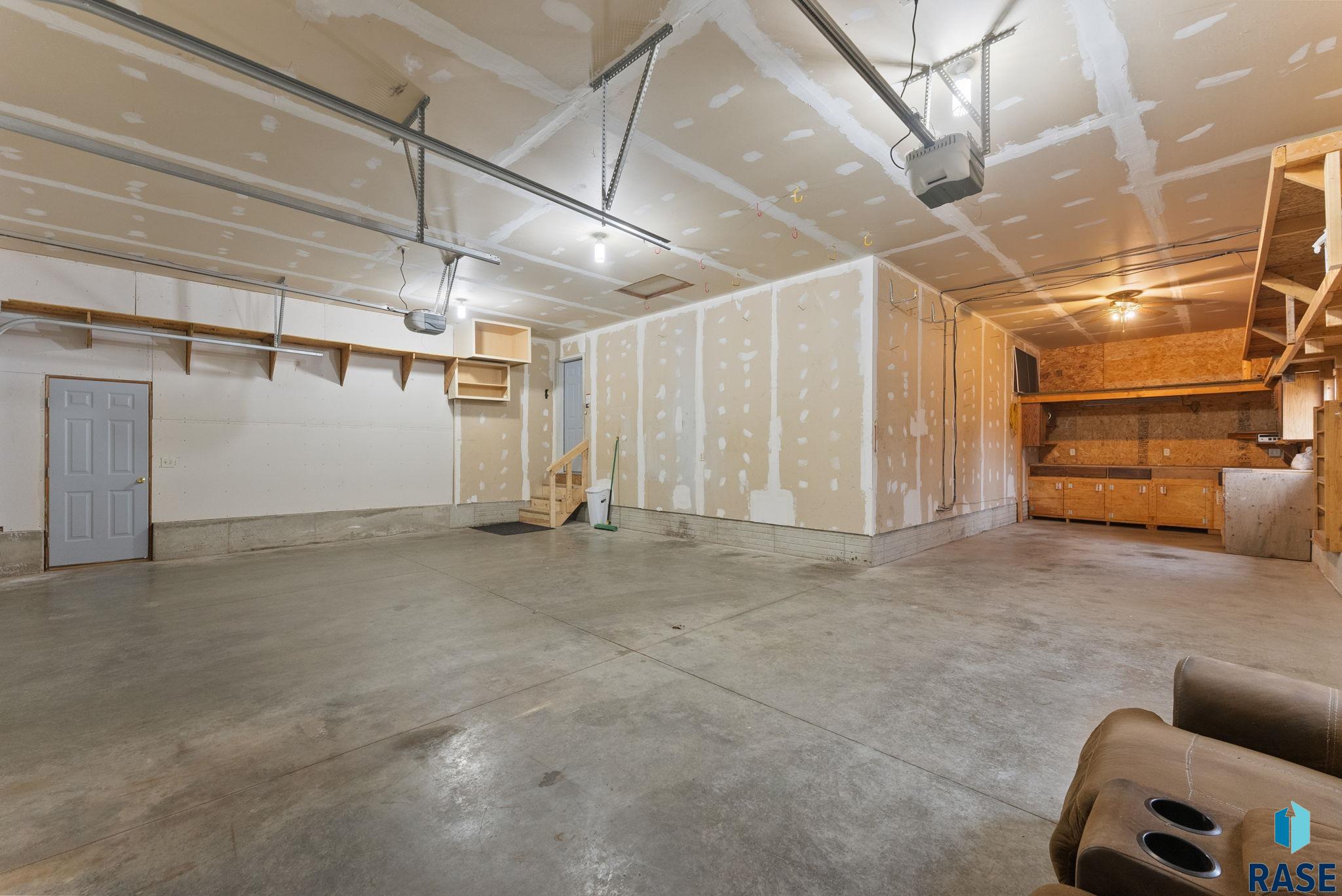 204 E 9th St Street, Crooks, New Jersey image 40