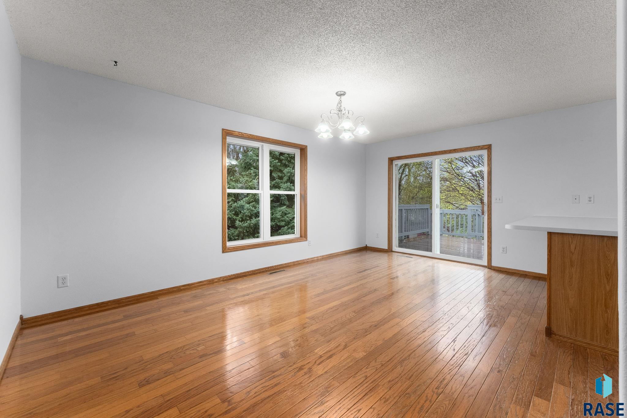204 E 9th St Street, Crooks, New Jersey image 10