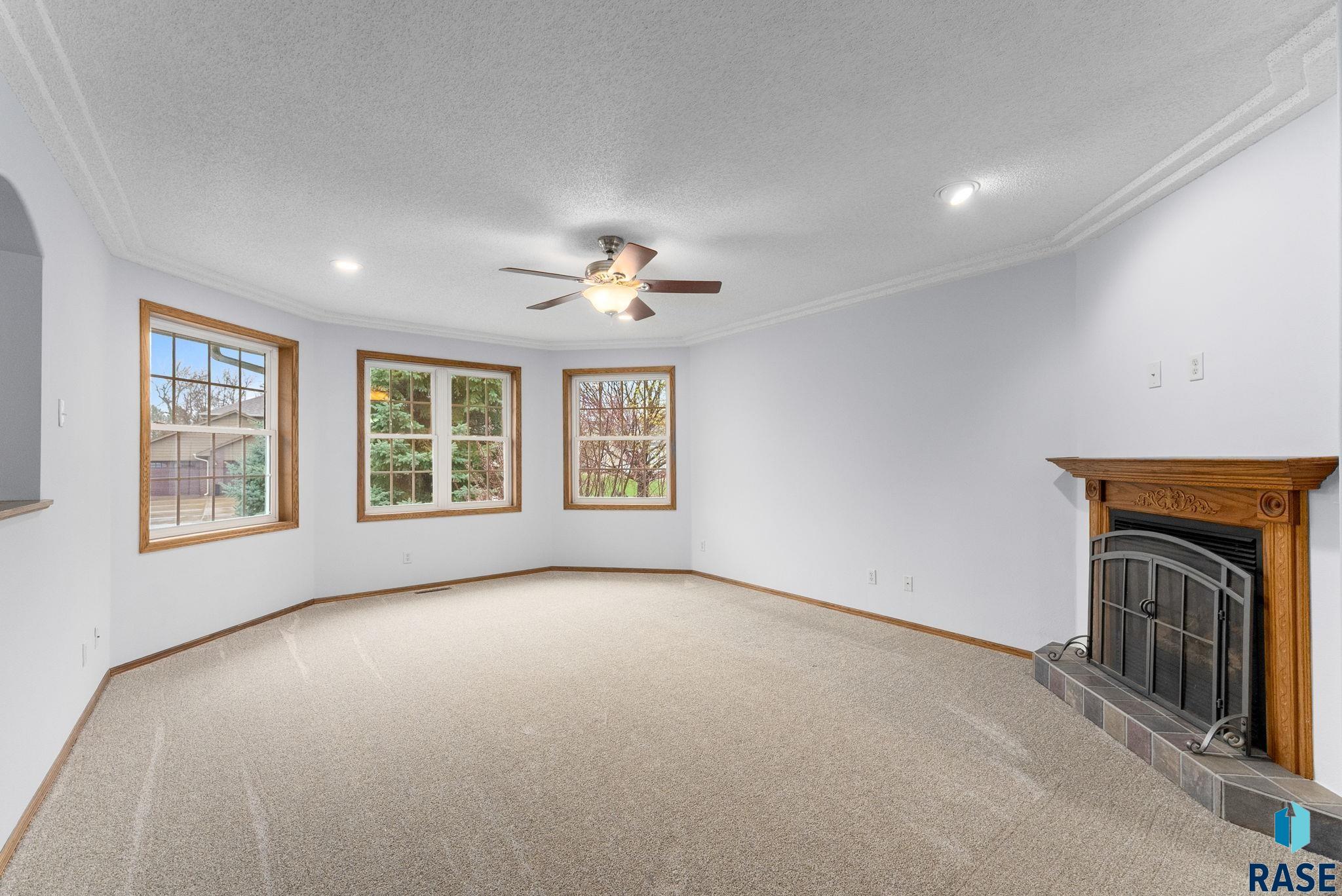 204 E 9th St Street, Crooks, New Jersey image 6