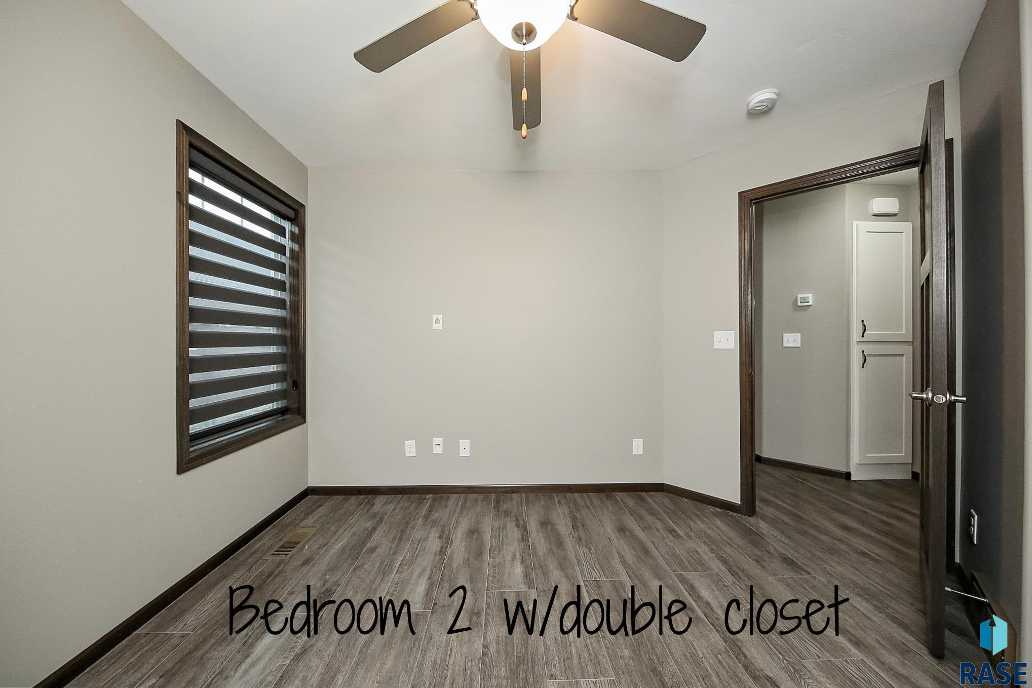 1212 S President Ct Court, Sioux Falls, New Jersey image 9