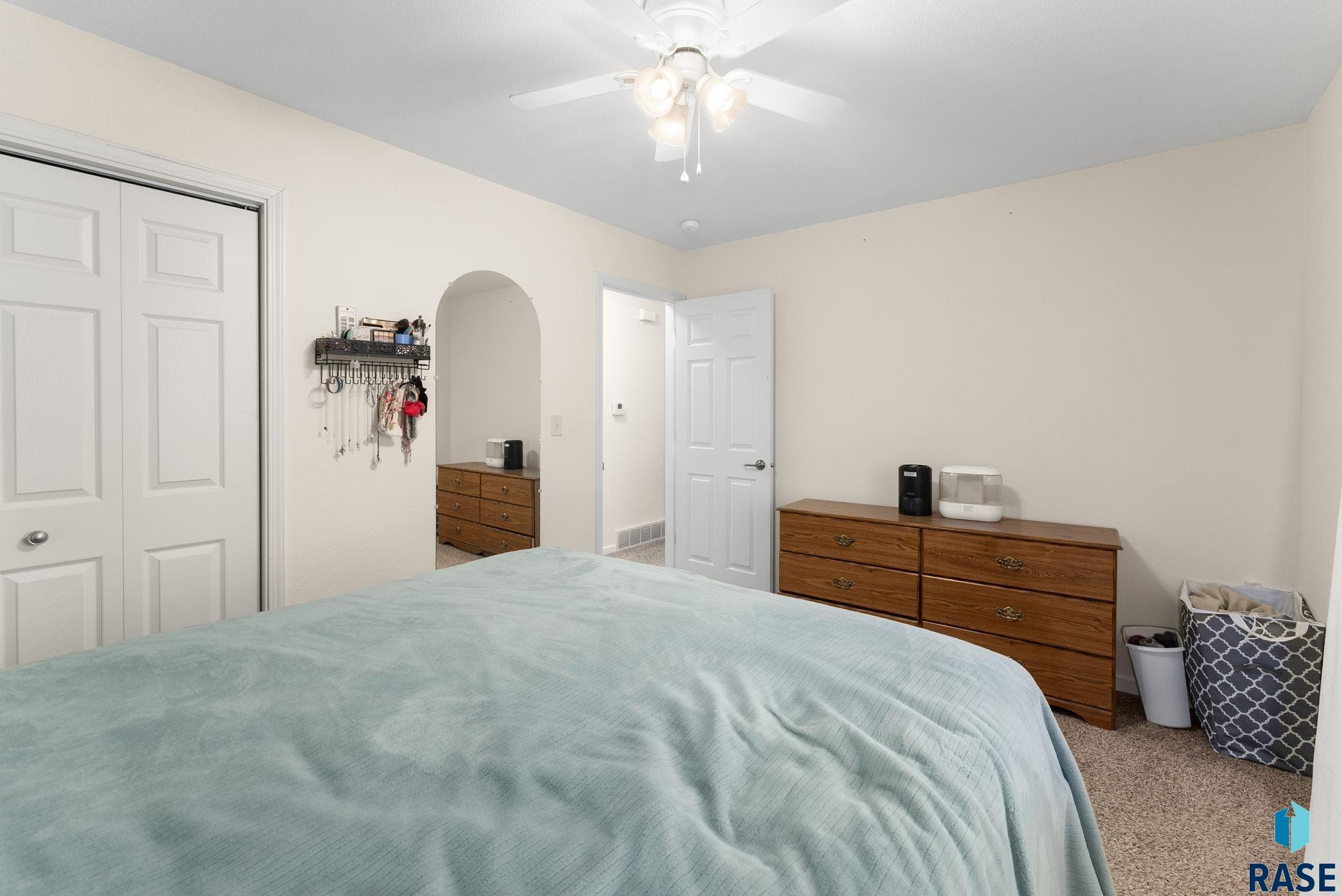 6116 W Cheyenne Ct Court, Sioux Falls, South Dakota image 8
