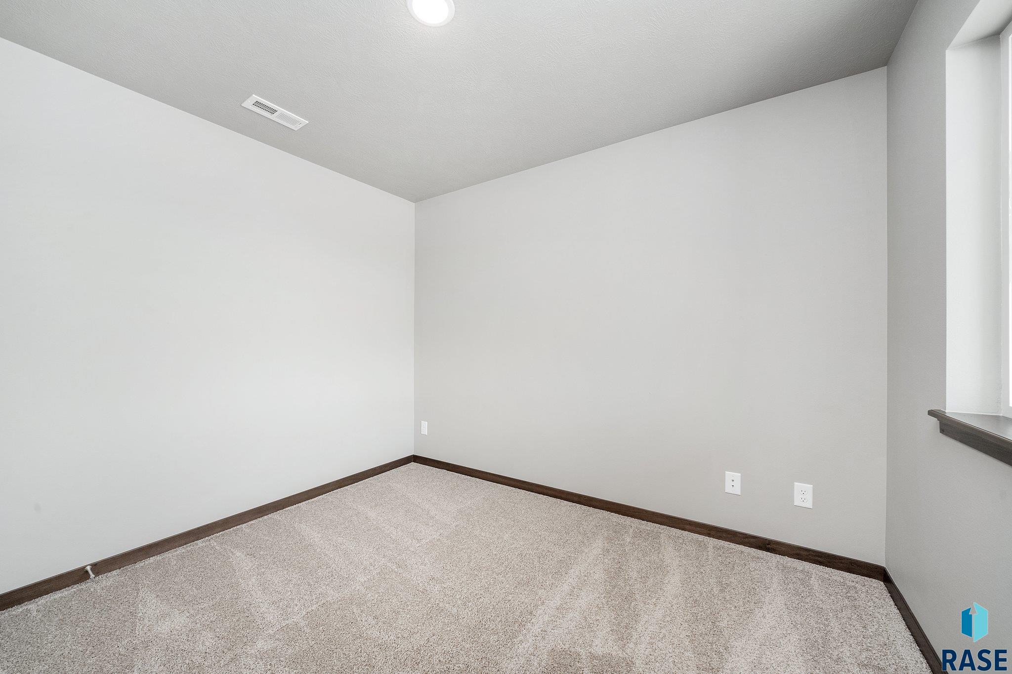 6713 E Thimbleweed St Street, Sioux Falls, New Jersey image 10
