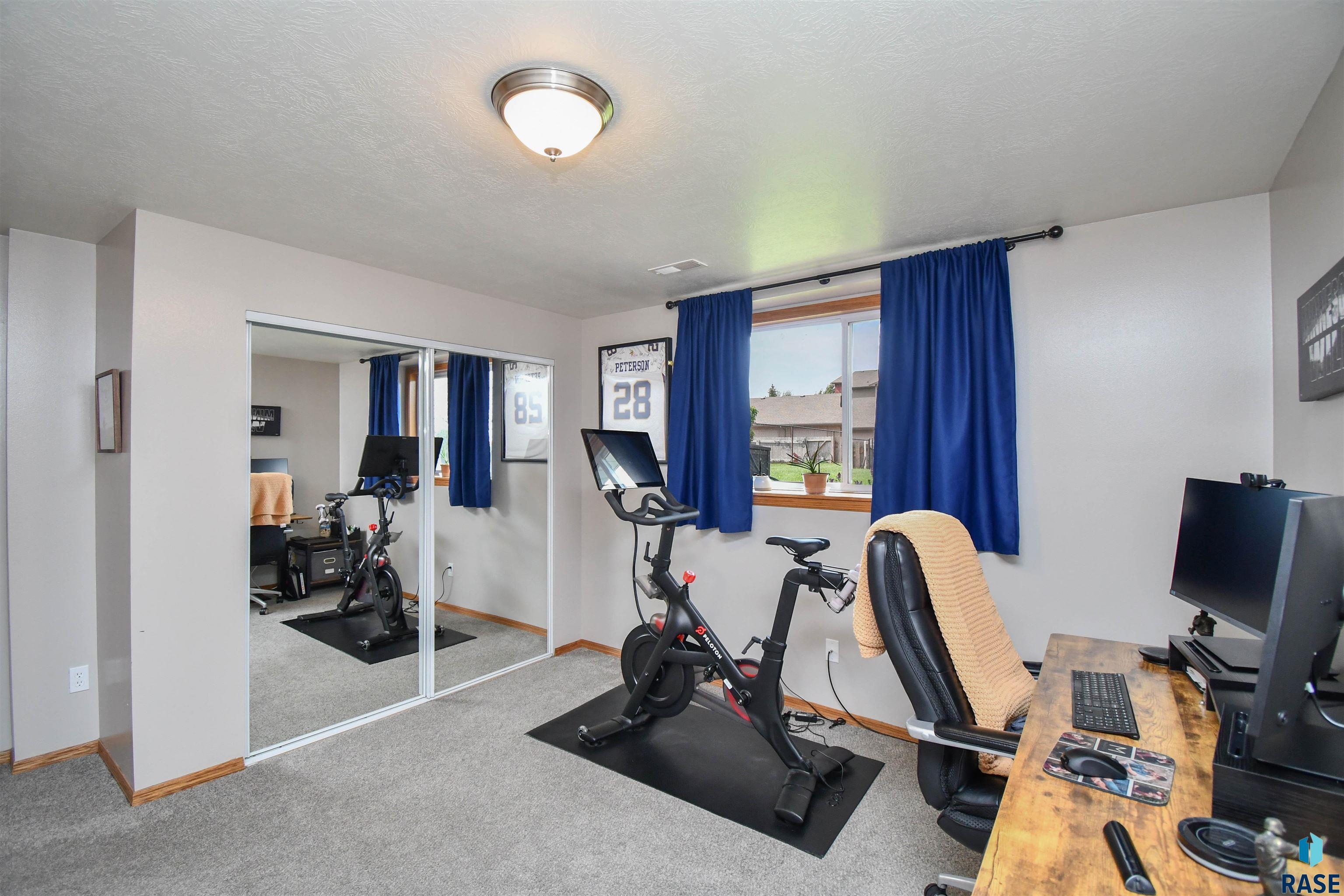 Sioux Falls, South Dakota 57110, United States, 2 Bedrooms Bedrooms, ,2 BathroomsBathrooms,Residential,Active,222885