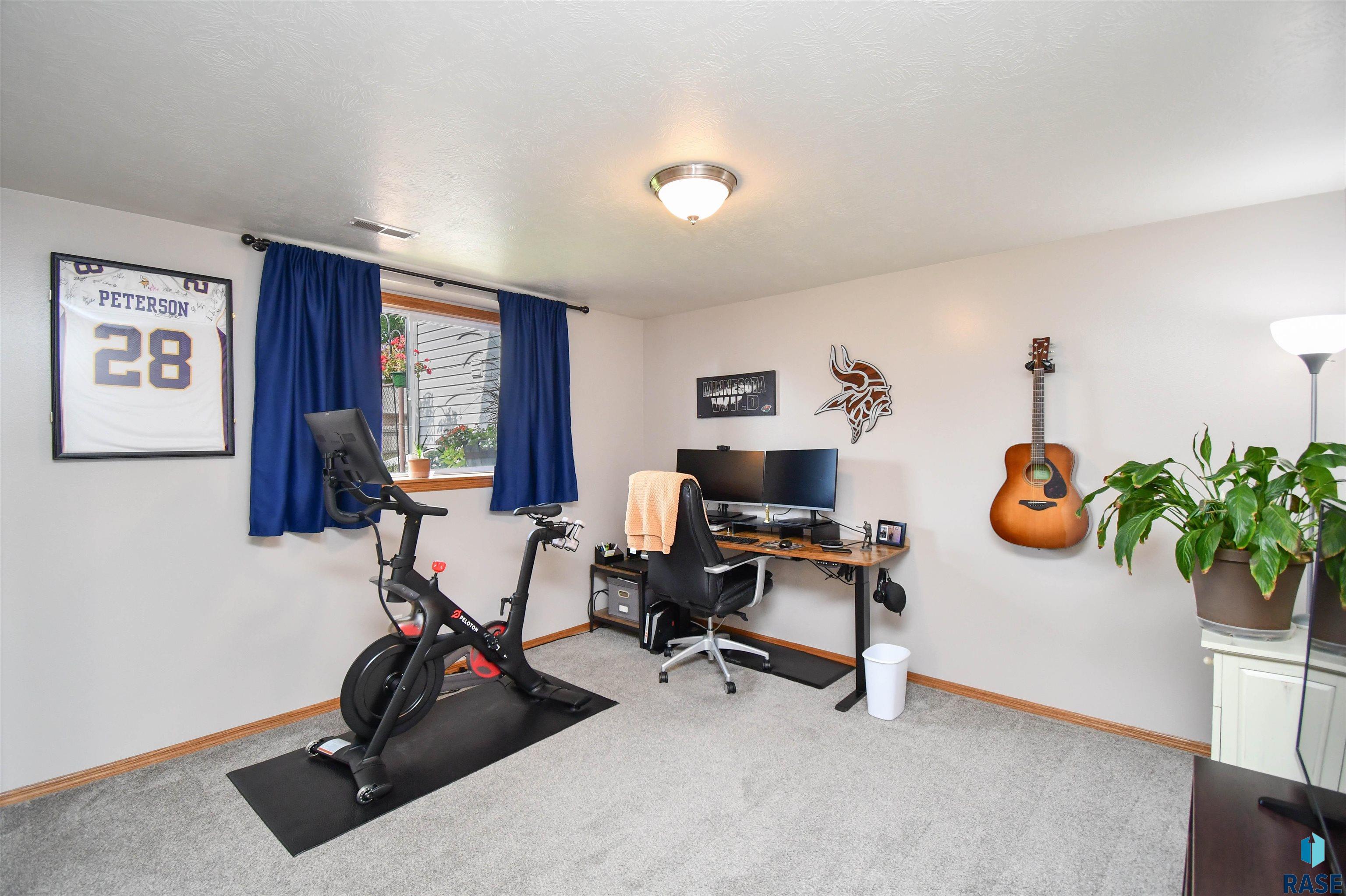 Sioux Falls, South Dakota 57110, United States, 2 Bedrooms Bedrooms, ,2 BathroomsBathrooms,Residential,Active,222885