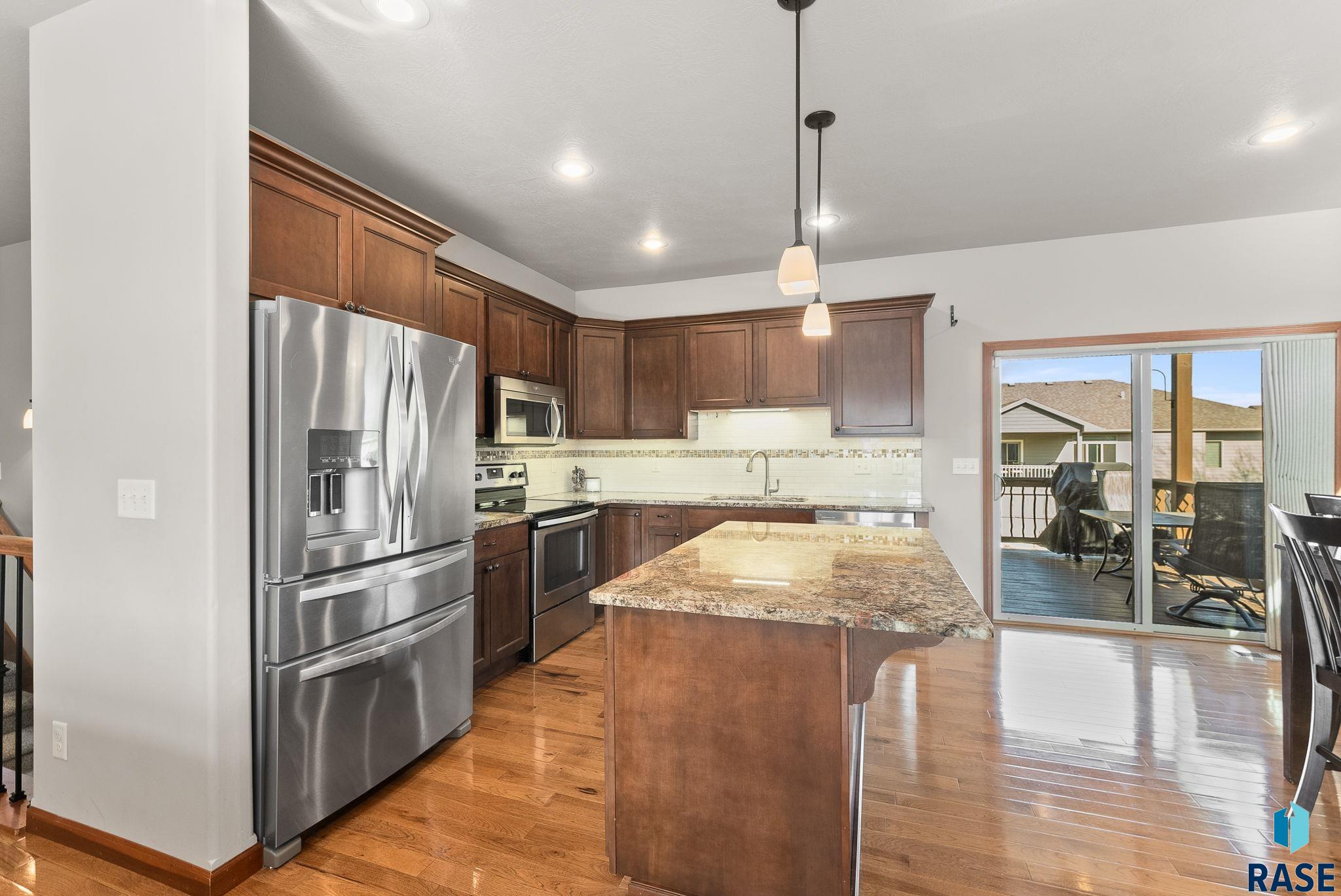 Sioux Falls, South Dakota 57108, United States, 5 Bedrooms Bedrooms, ,3 BathroomsBathrooms,Residential,Active,204617