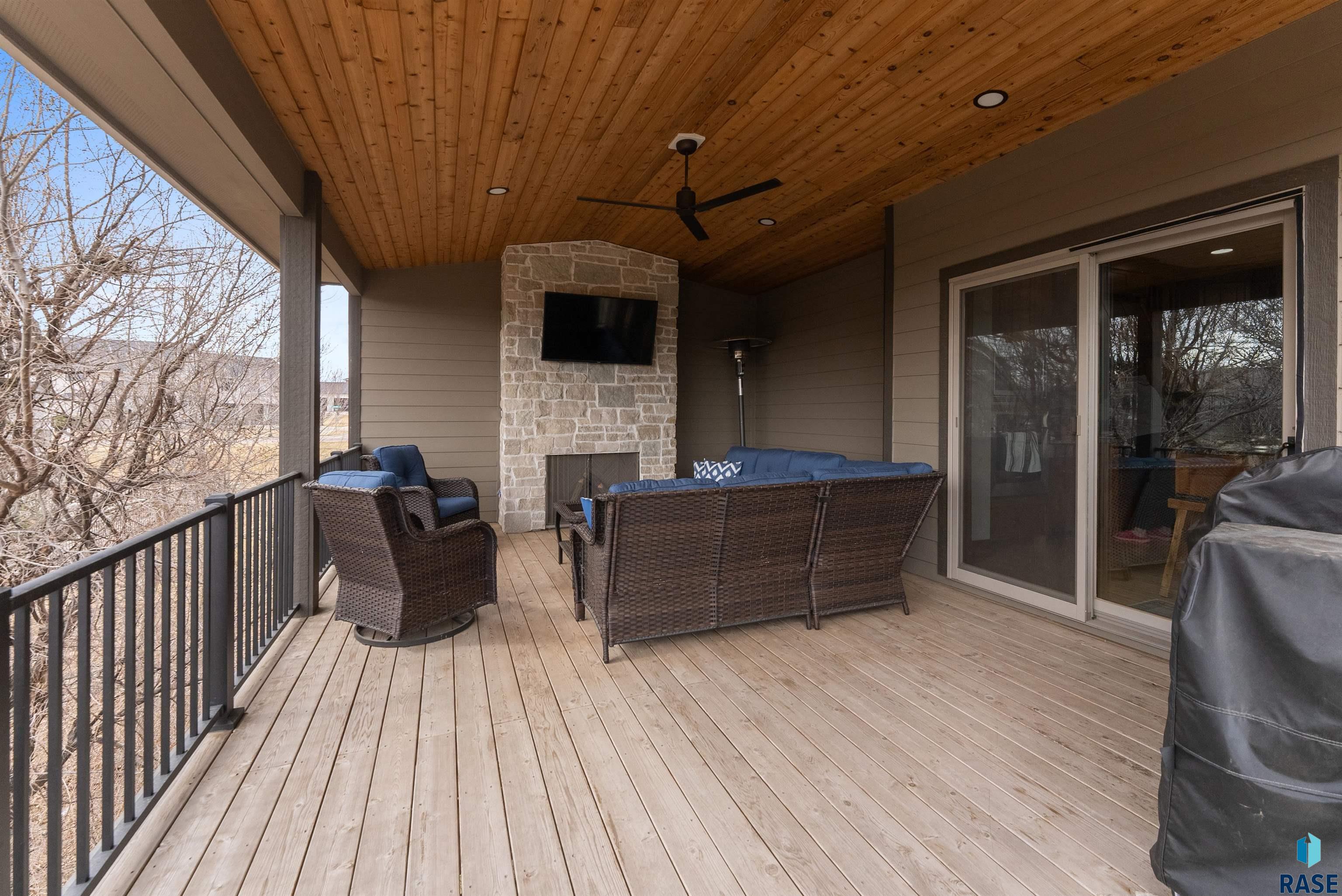 9005 E Torrey Pine Cir Circle #102, Sioux Falls, New Jersey image 13