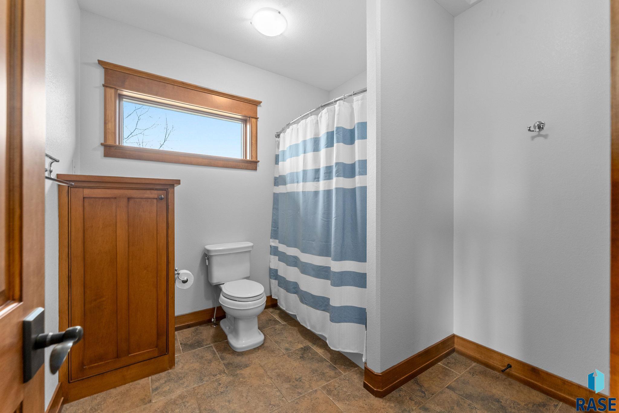 9005 E Torrey Pine Cir Circle #102, Sioux Falls, New Jersey image 30