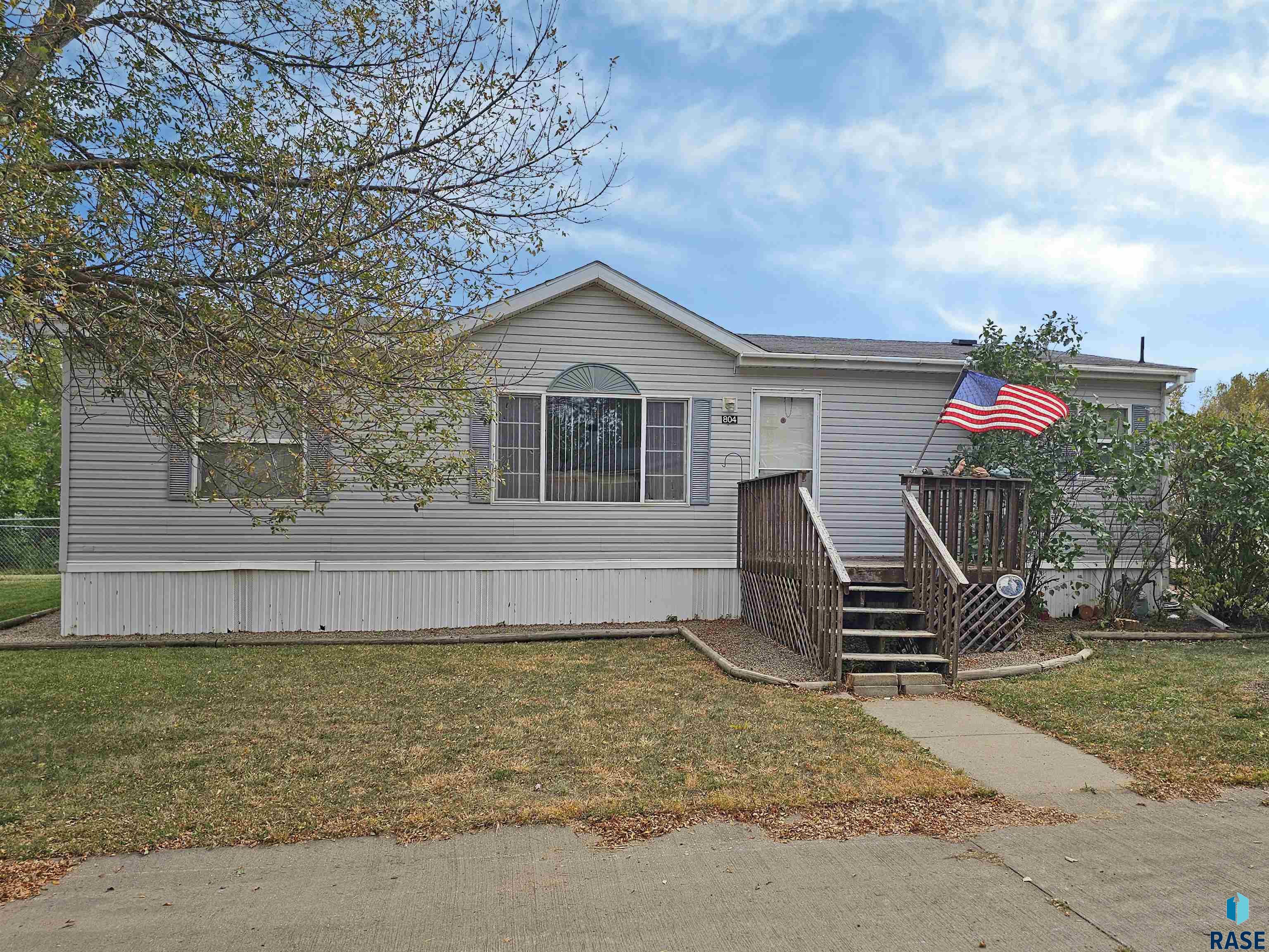 804 N Mallord Pl Place, Sioux Falls, South Dakota image 1