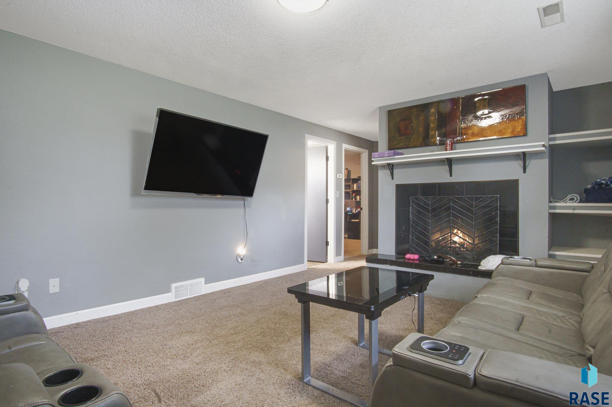 204 E Lotta St Street, Sioux Falls, New Jersey image 15