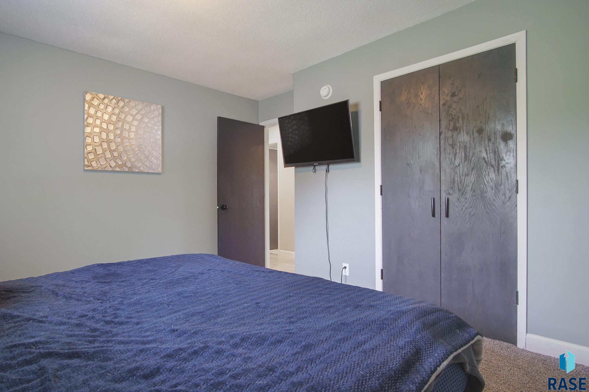 204 E Lotta St Street, Sioux Falls, New Jersey image 11