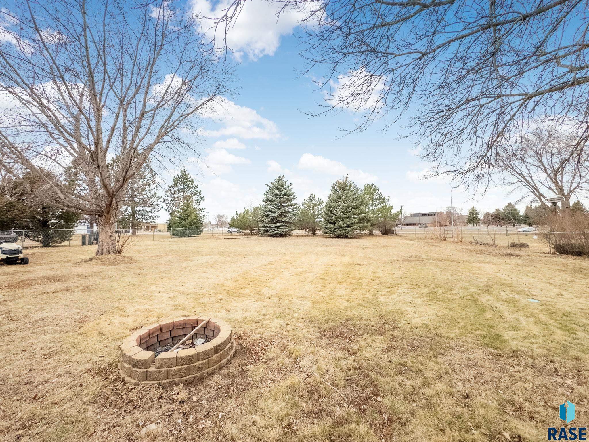 2105 E Sylvan Cir Circle, Brandon, South Dakota image 26