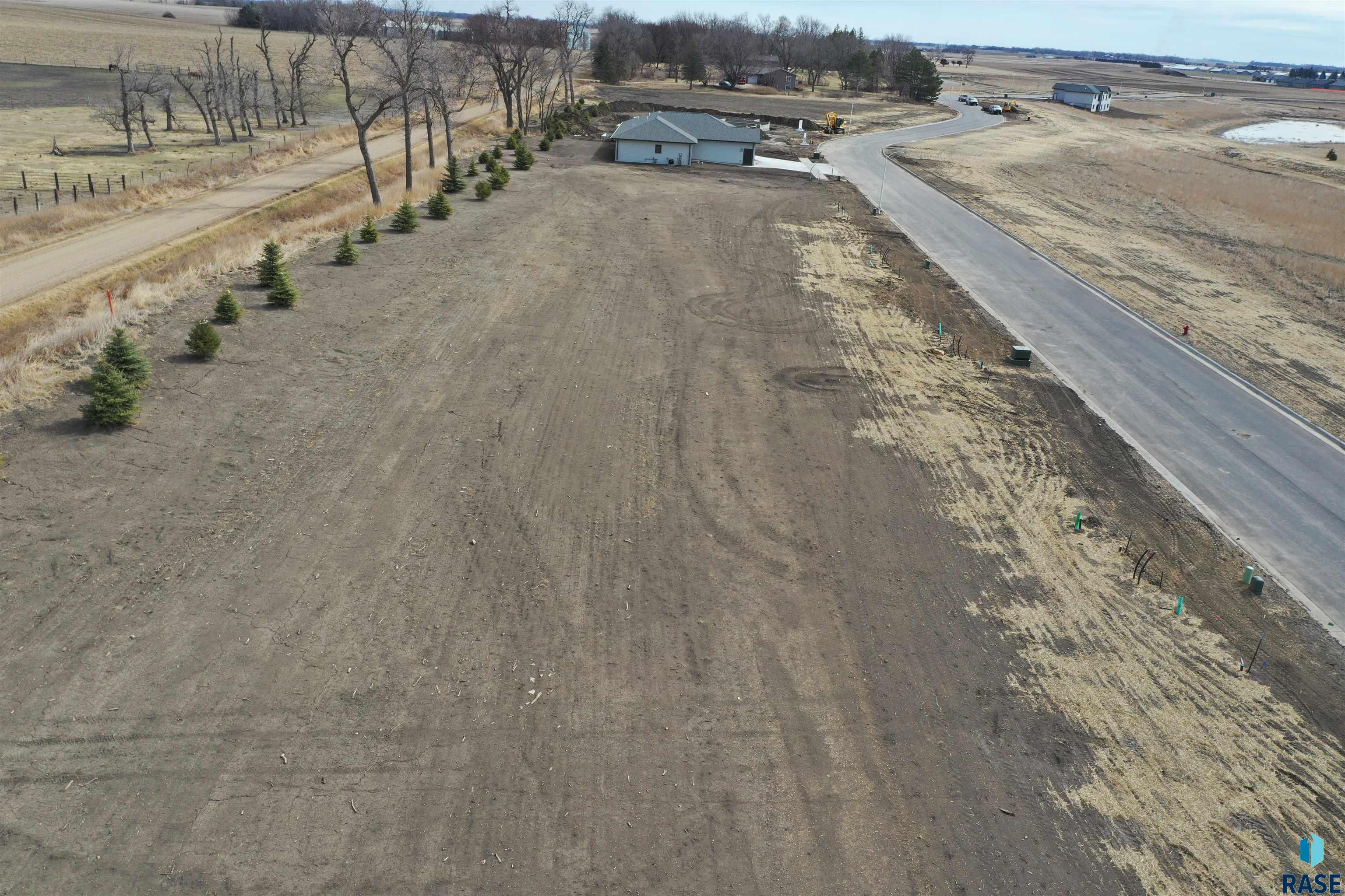 512 Harter Dr Drive, Madison, South Dakota image 3