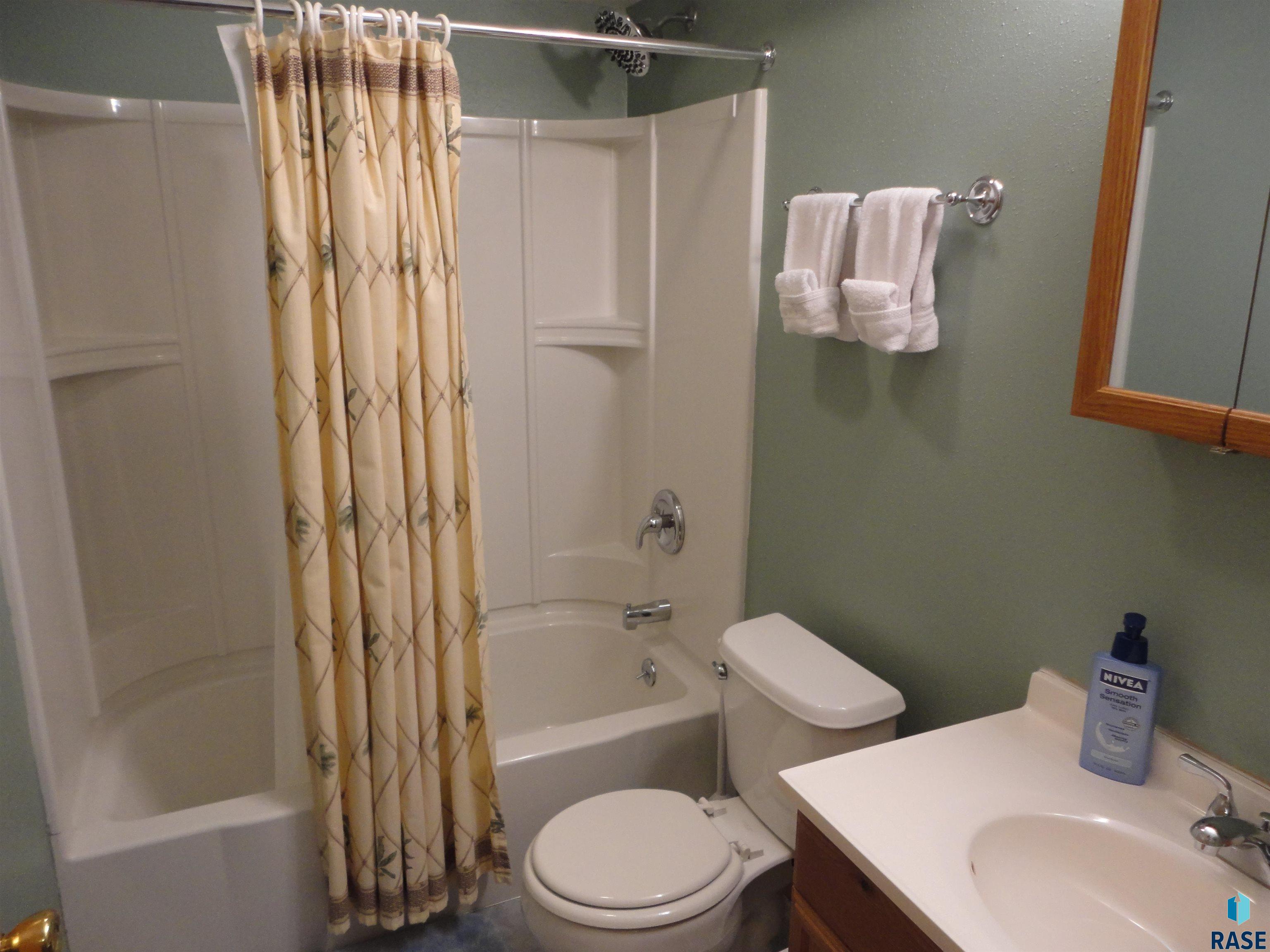 4416 W Panda Dr Drive, Sioux Falls, South Dakota image 13