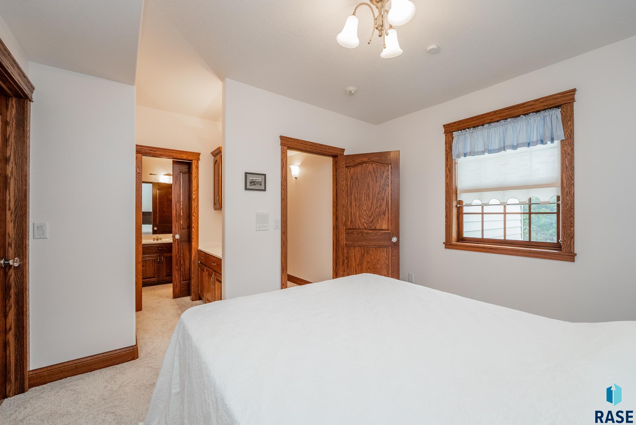 300 Calumet Cir Circle, Yankton, New Jersey image 30