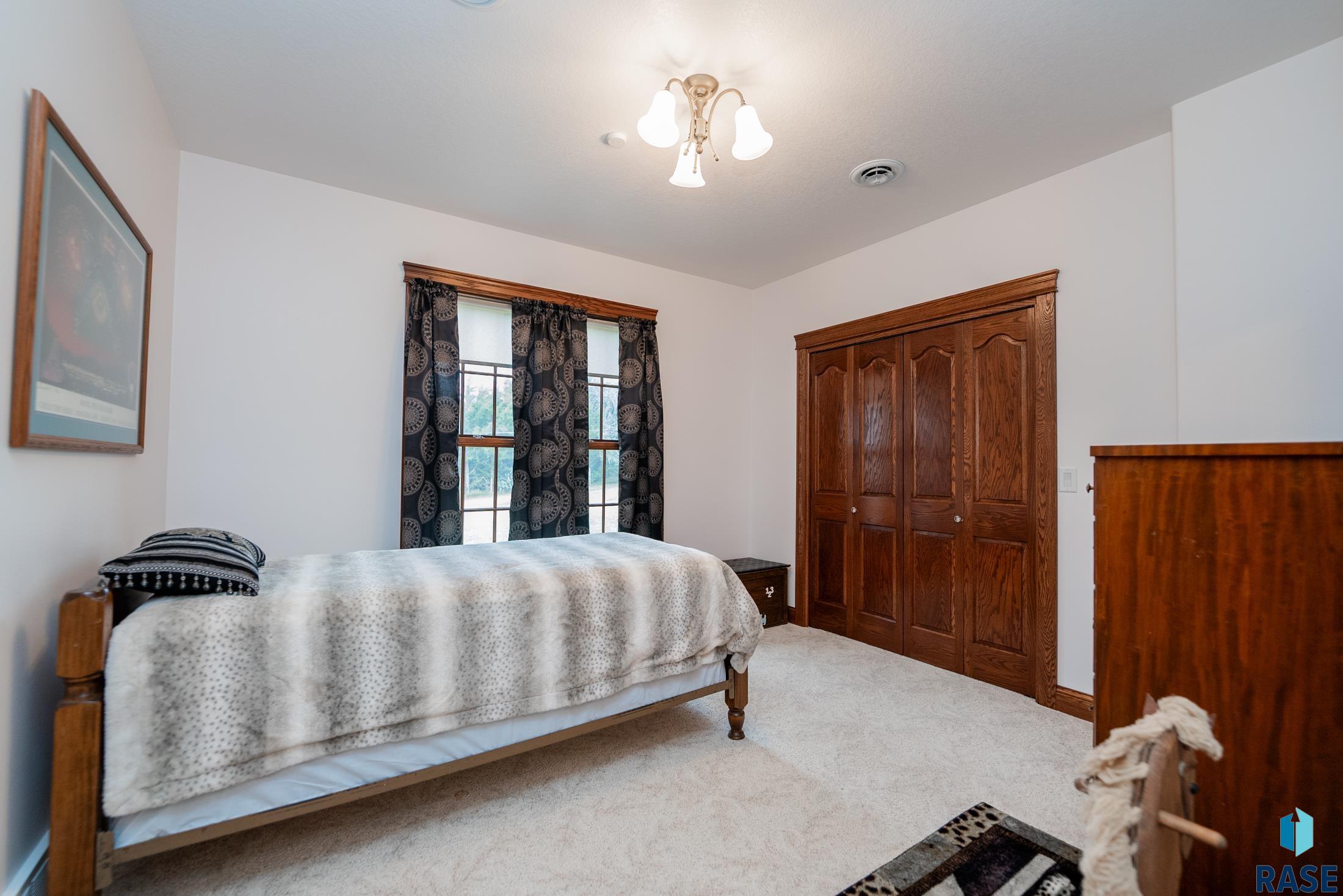 300 Calumet Cir Circle, Yankton, New Jersey image 27