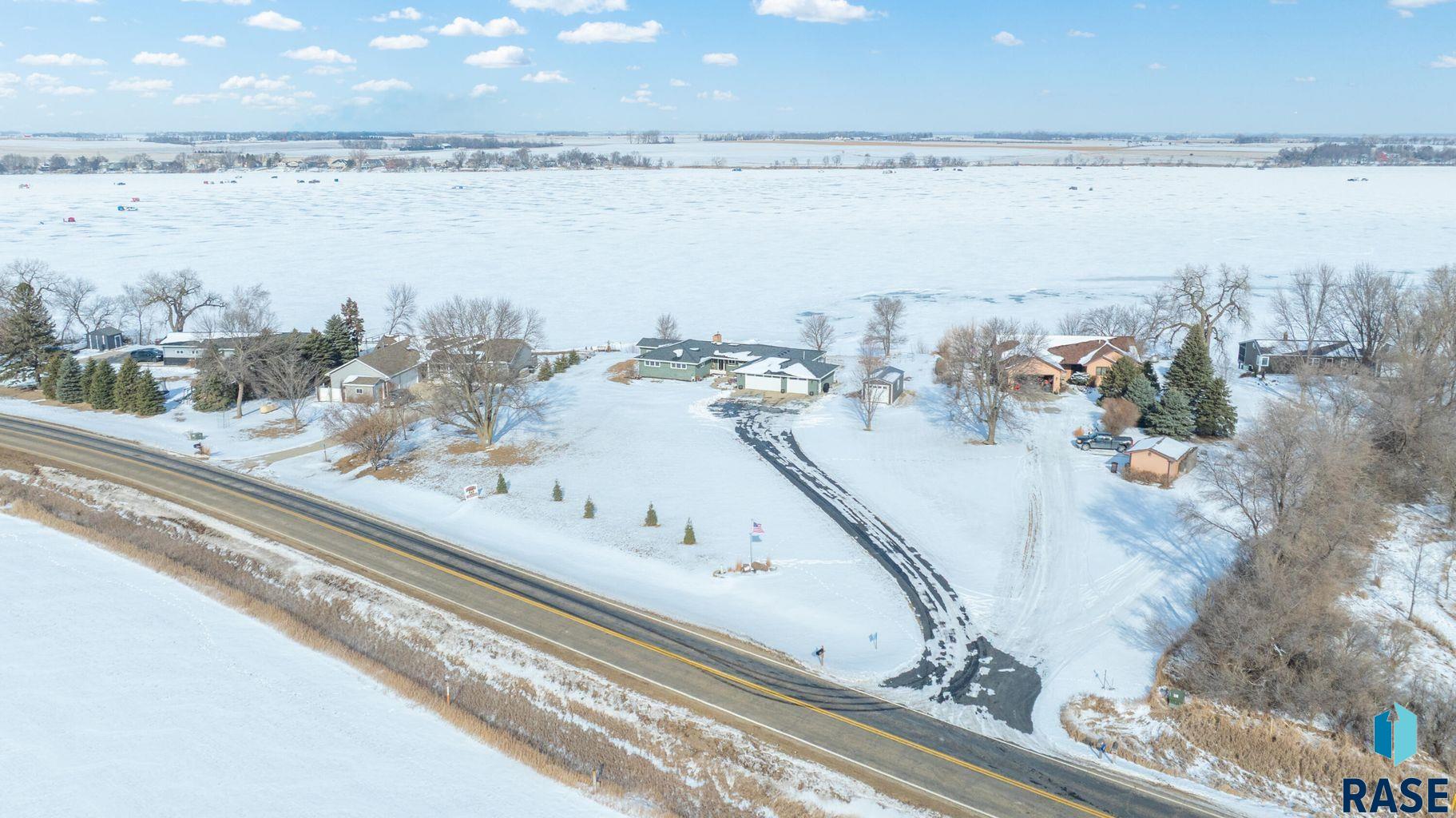 46784 220th St Street, Brookings, South Dakota image 35