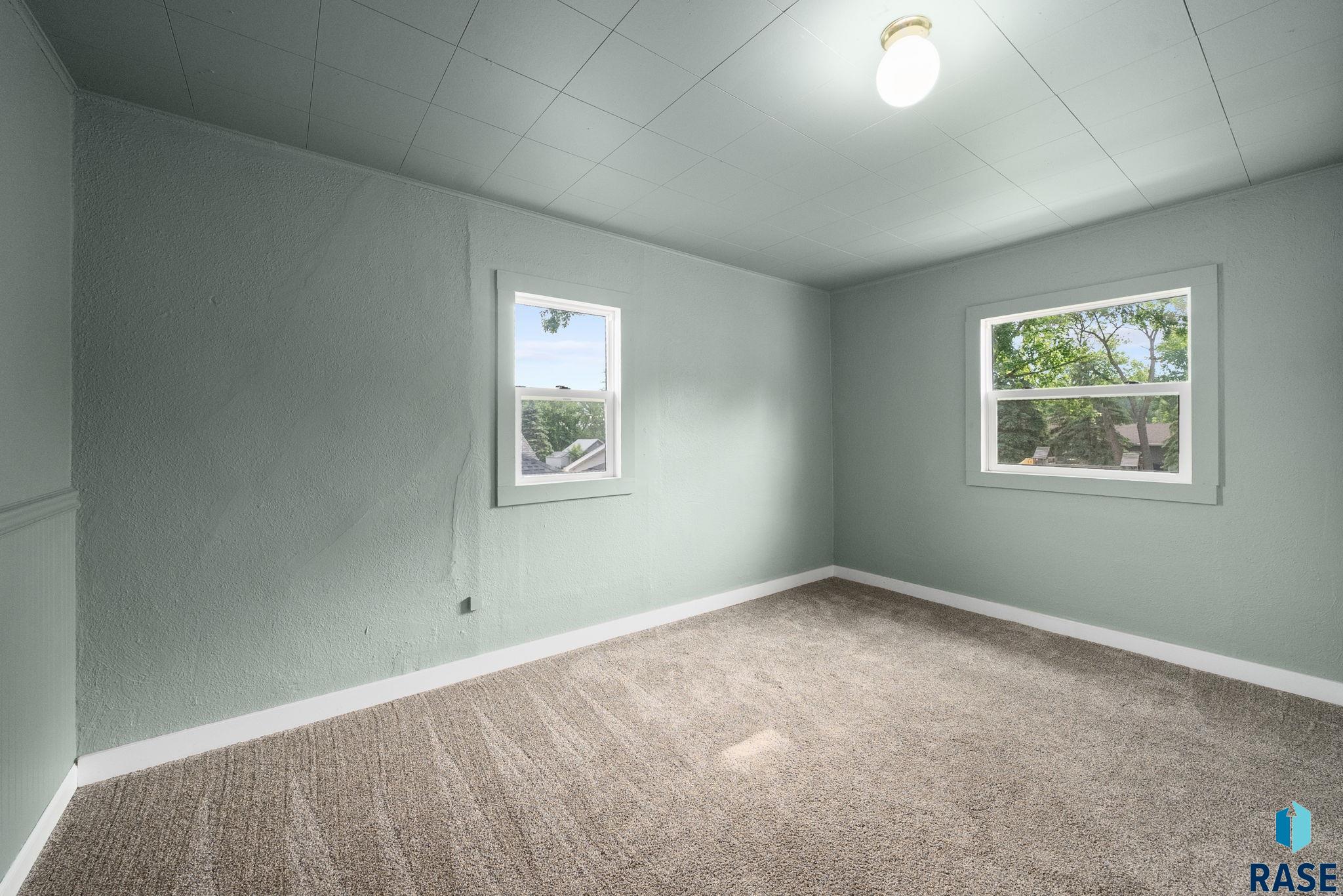 606 N 3rd St Street, Beresford, South Dakota image 34