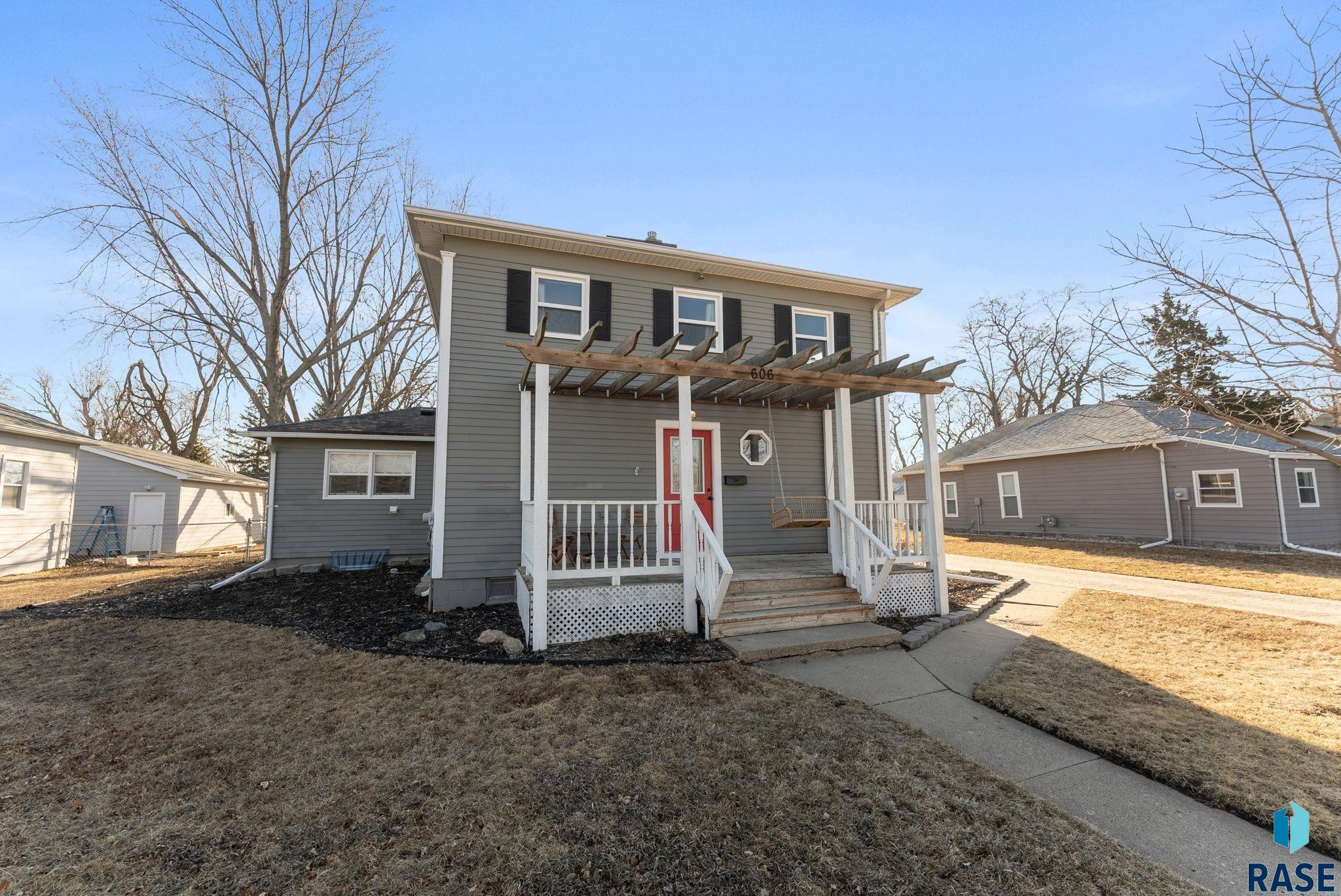 606 N 3rd St Street, Beresford, South Dakota image 3