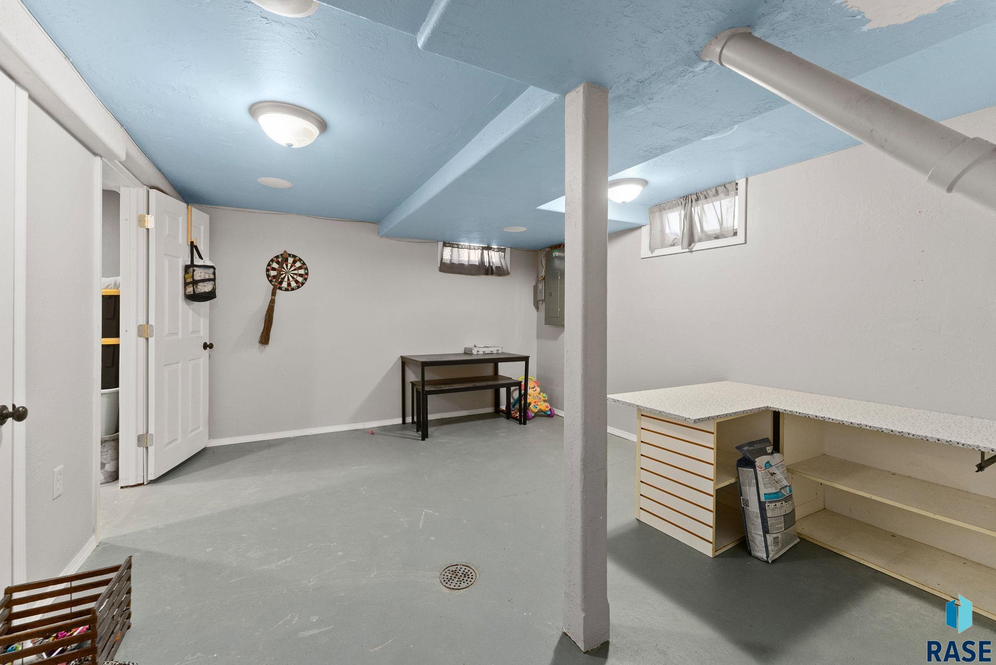 606 N 3rd St Street, Beresford, South Dakota image 44