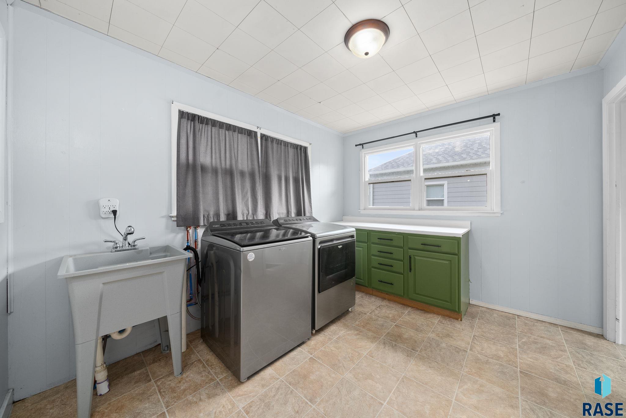 606 N 3rd St Street, Beresford, South Dakota image 10