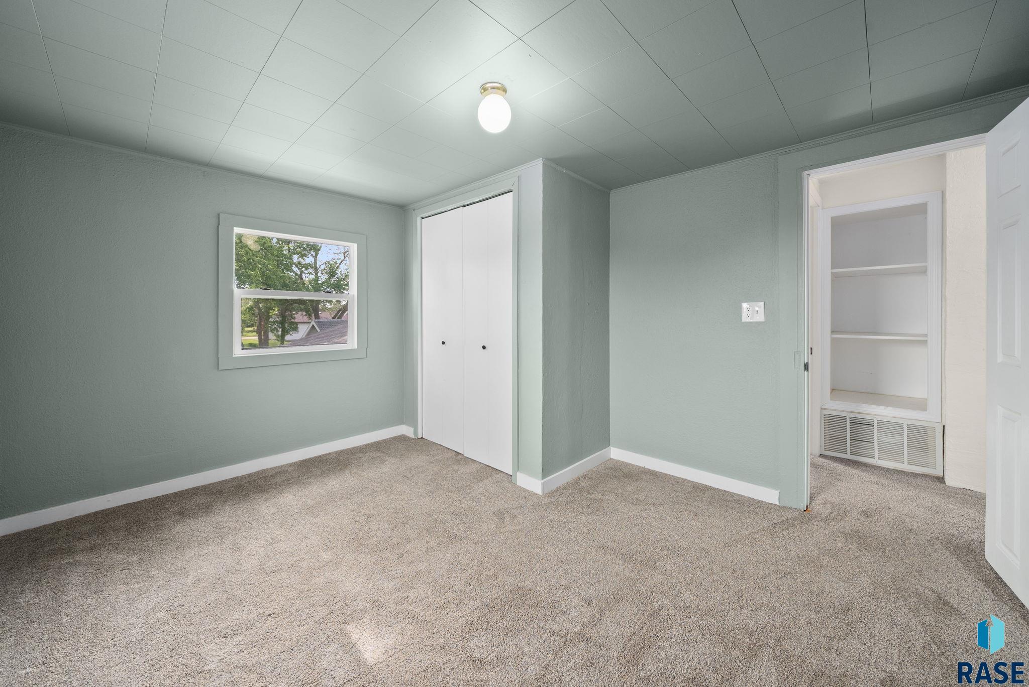 606 N 3rd St Street, Beresford, South Dakota image 33