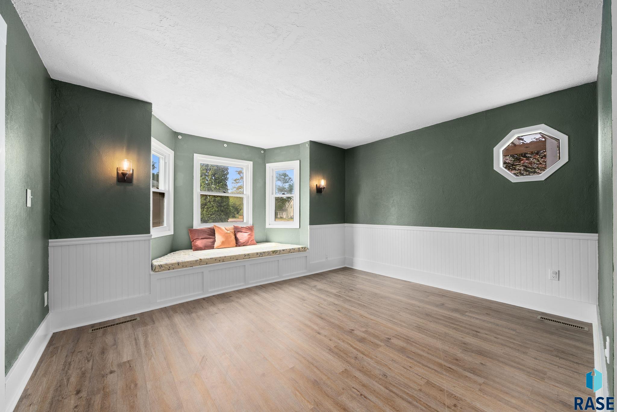 606 N 3rd St Street, Beresford, South Dakota image 21