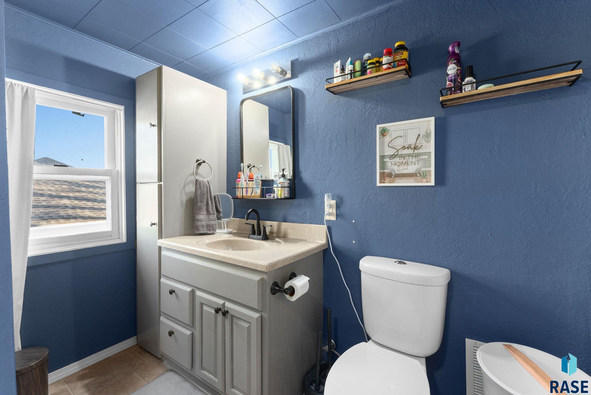 606 N 3rd St Street, Beresford, South Dakota image 38