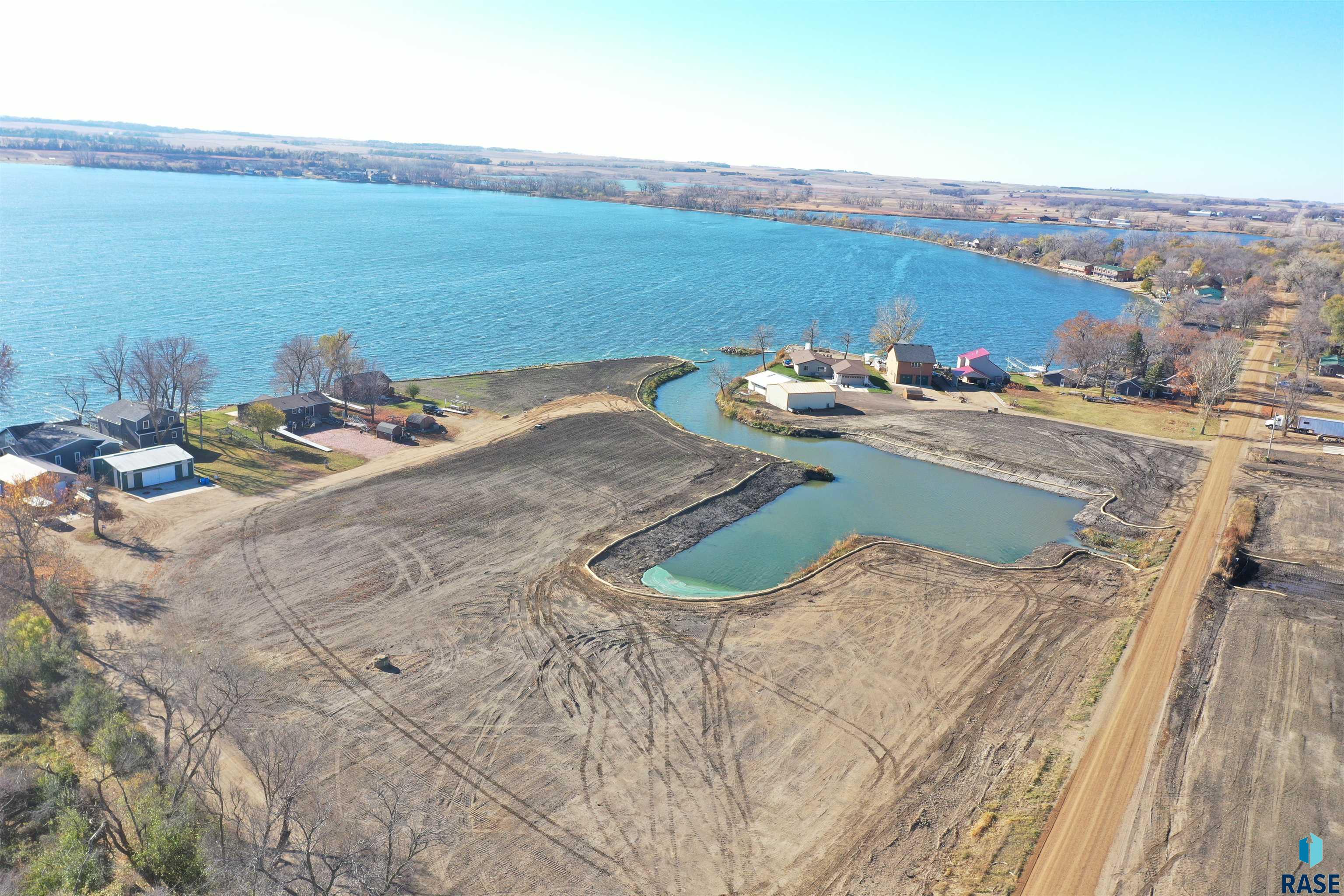 Crescent Ln Lane #LOT 8, Madison, South Dakota image 8