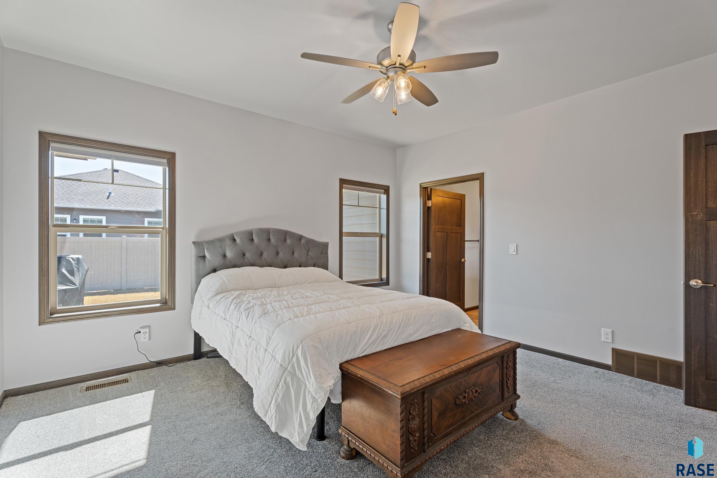 8817 W Windmill Ridge St Street, Sioux Falls, New Jersey image 18