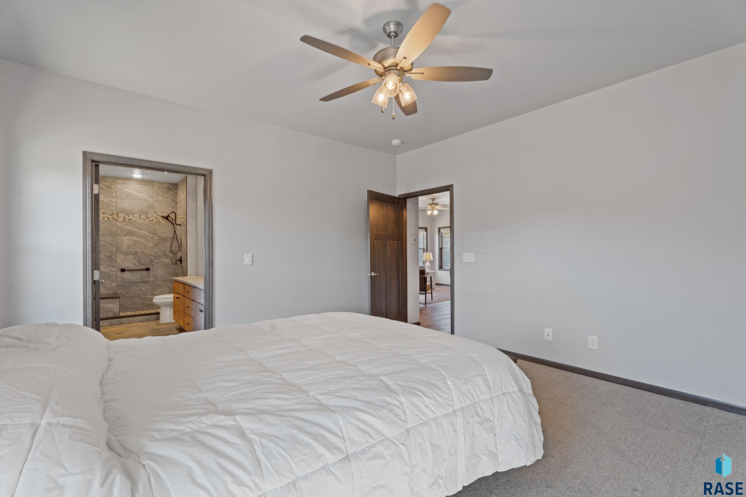 8817 W Windmill Ridge St Street, Sioux Falls, New Jersey image 19