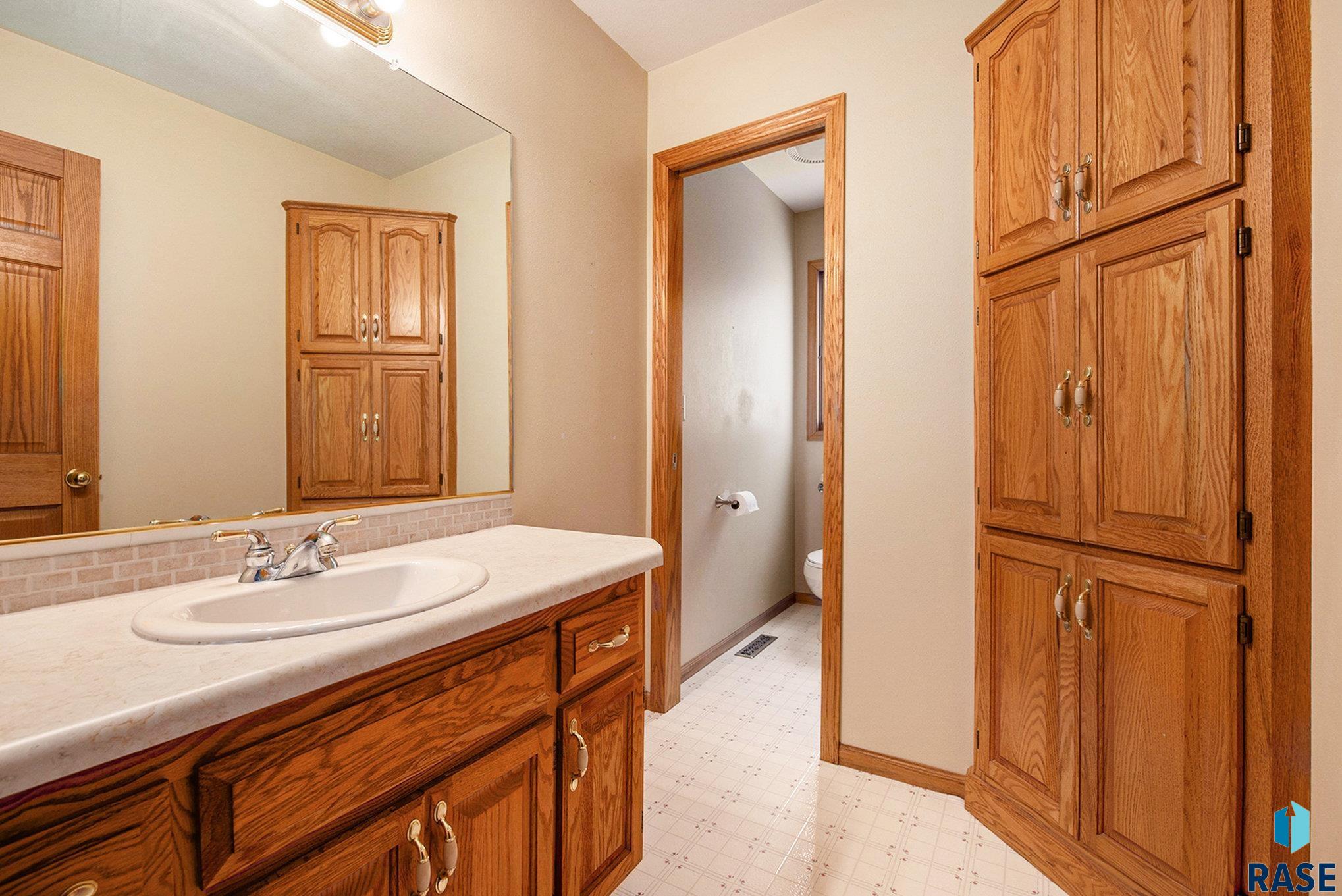 48067 Sun Meadow Ct Ct Court, Sioux Falls, South Dakota image 38