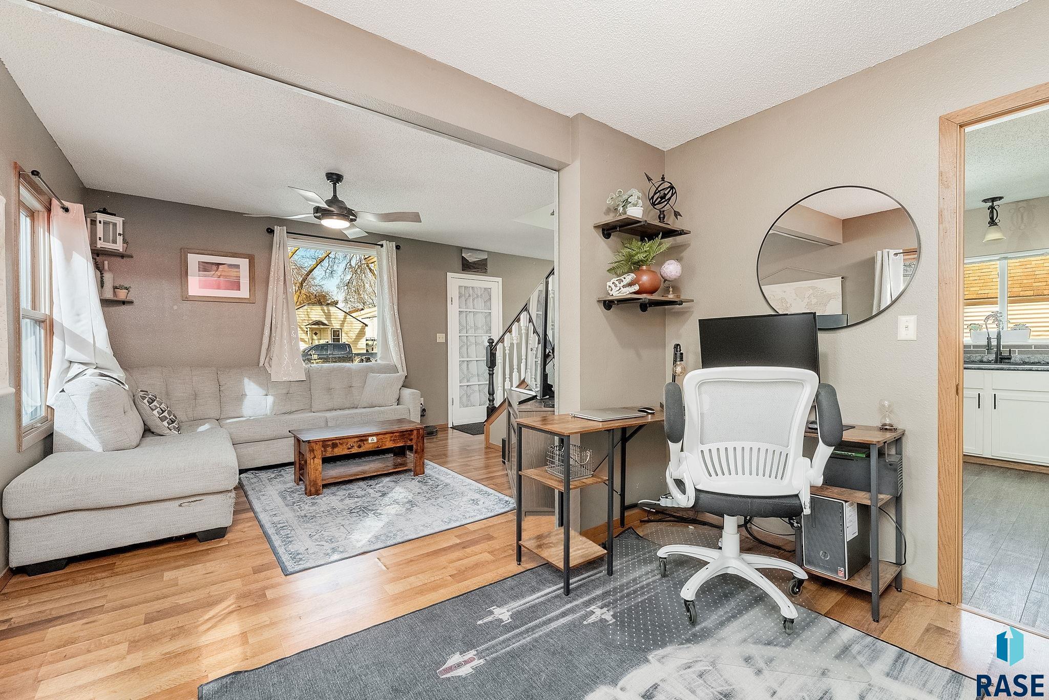 802 S 10th Ave Avenue, Sioux Falls, New Jersey image 5