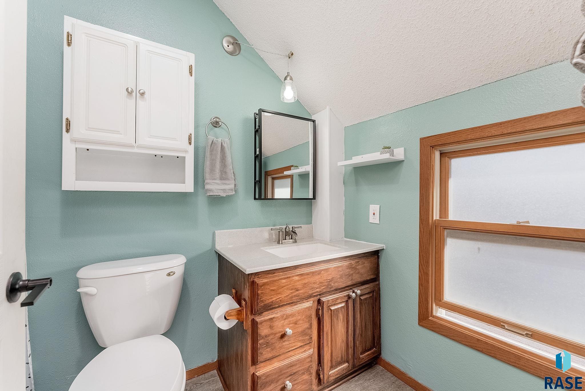 802 S 10th Ave Avenue, Sioux Falls, New Jersey image 16