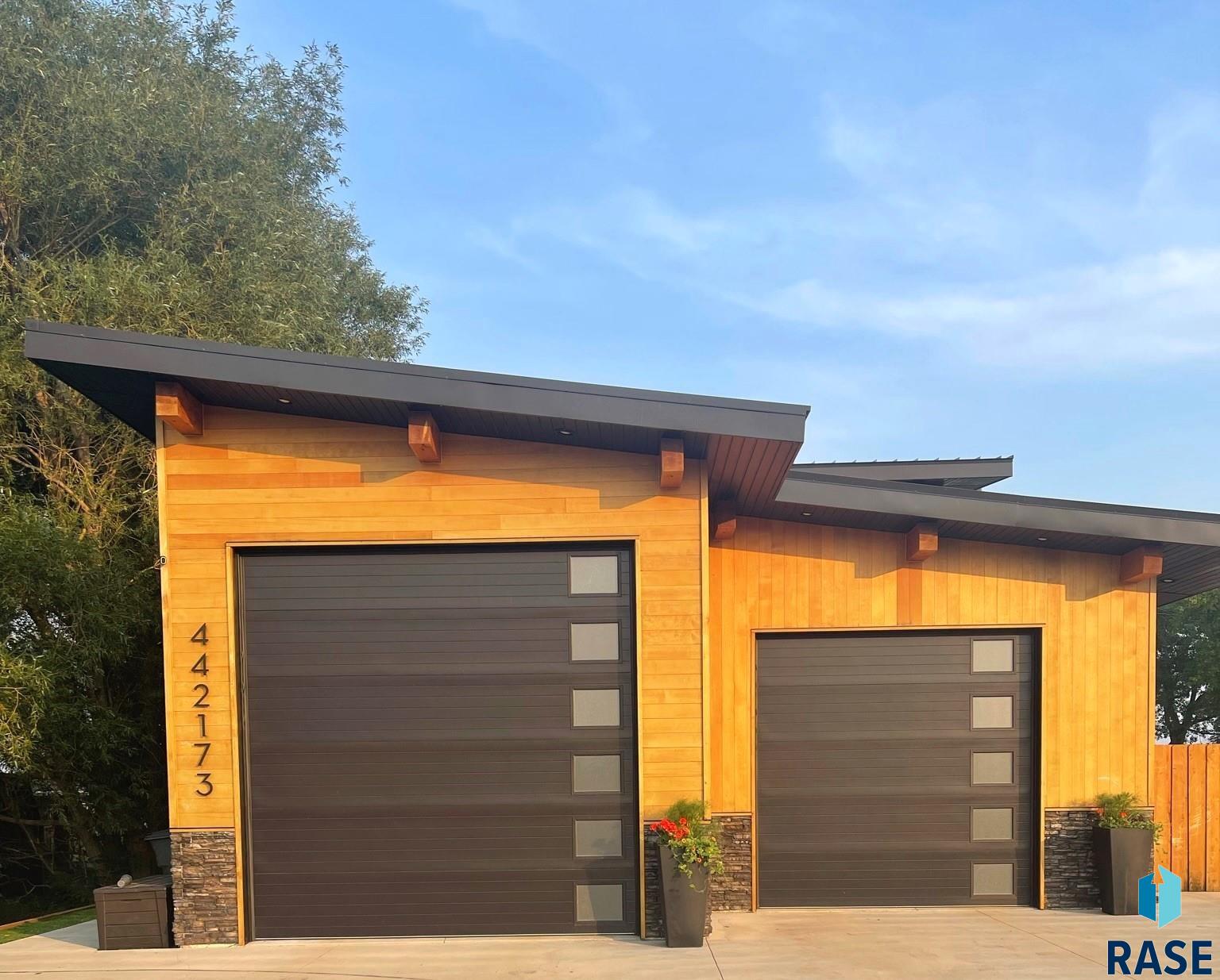 442173 Schlekewy Dr
