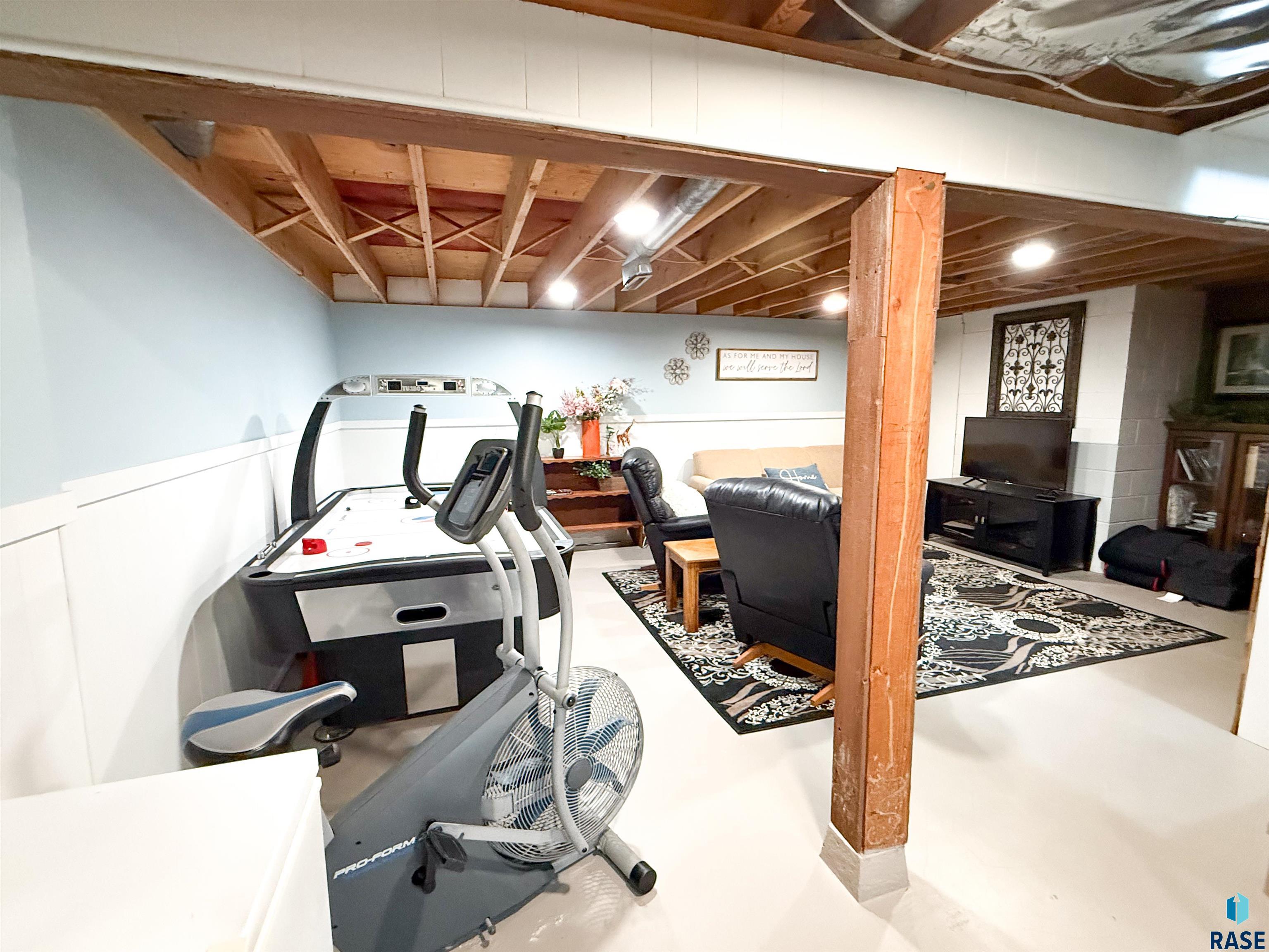 936 Ne 6th St Street, Madison, New Jersey image 25