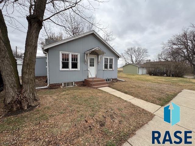 315 N Wicker St Street, Canton, South Dakota image 1