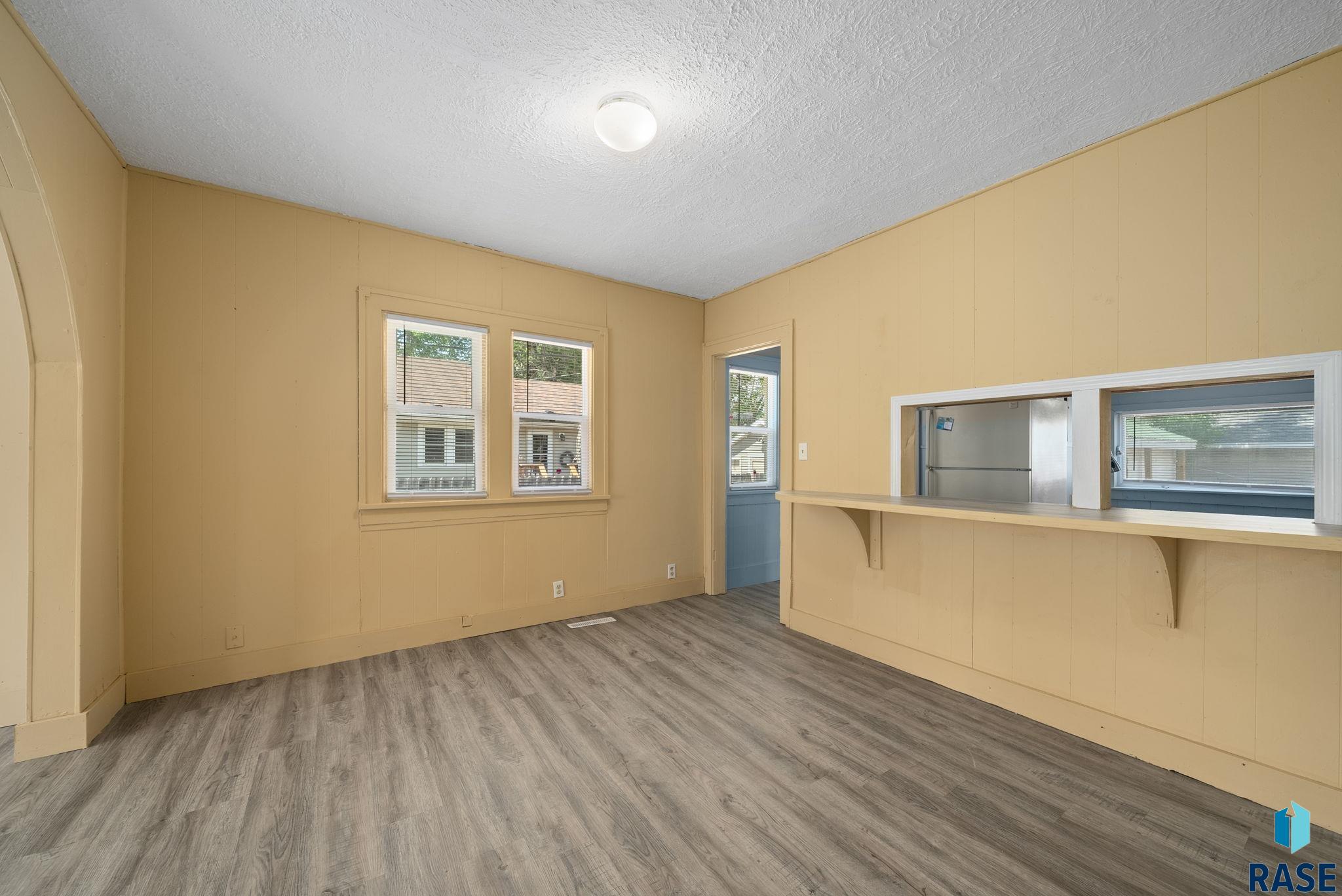 704 W 2nd St Street, Sioux Falls, New Jersey image 30