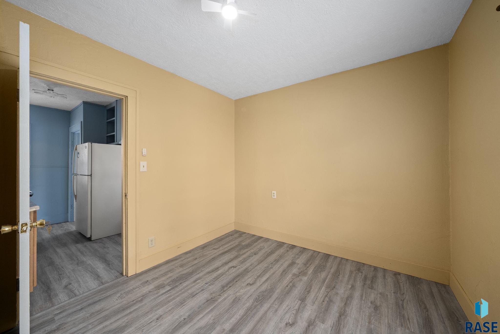 704 W 2nd St Street, Sioux Falls, New Jersey image 21