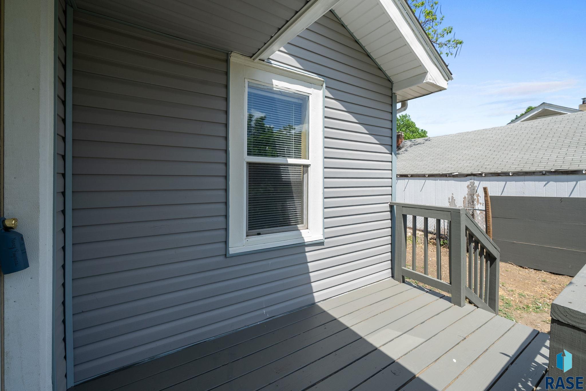 704 W 2nd St Street, Sioux Falls, New Jersey image 5