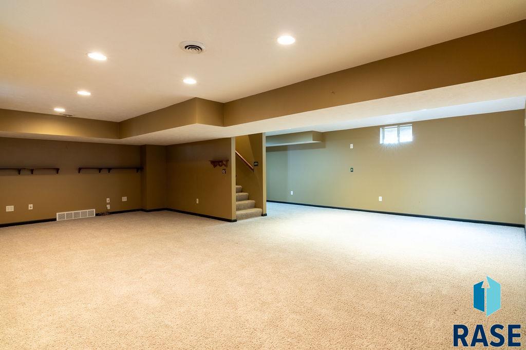 48289 255th St Street, Garretson, New Jersey image 48