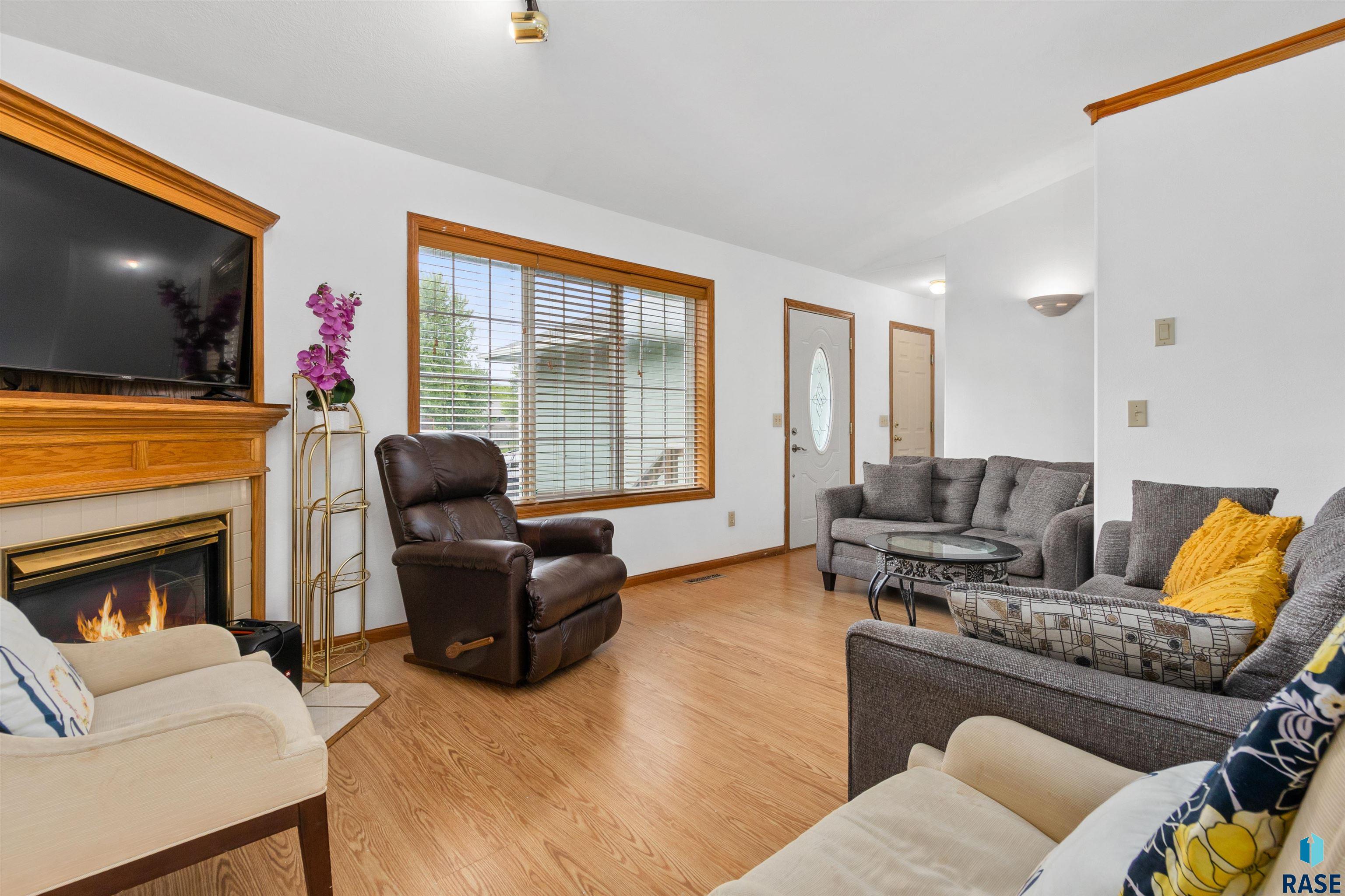 618 Perry Ln Lane, Harrisburg, New Jersey image 6
