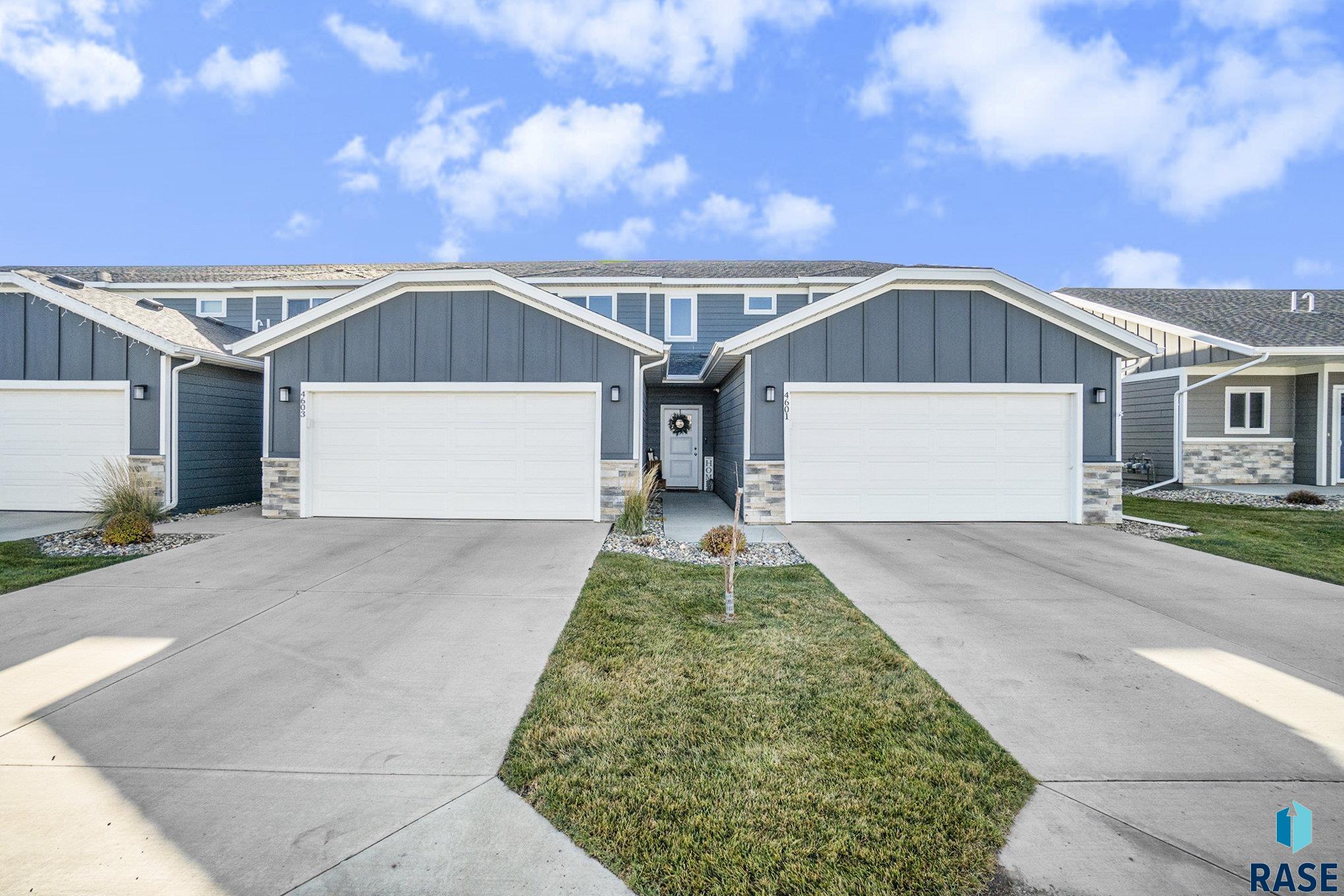 4601 E Leubecher Pl Place, Sioux Falls, South Dakota image 2